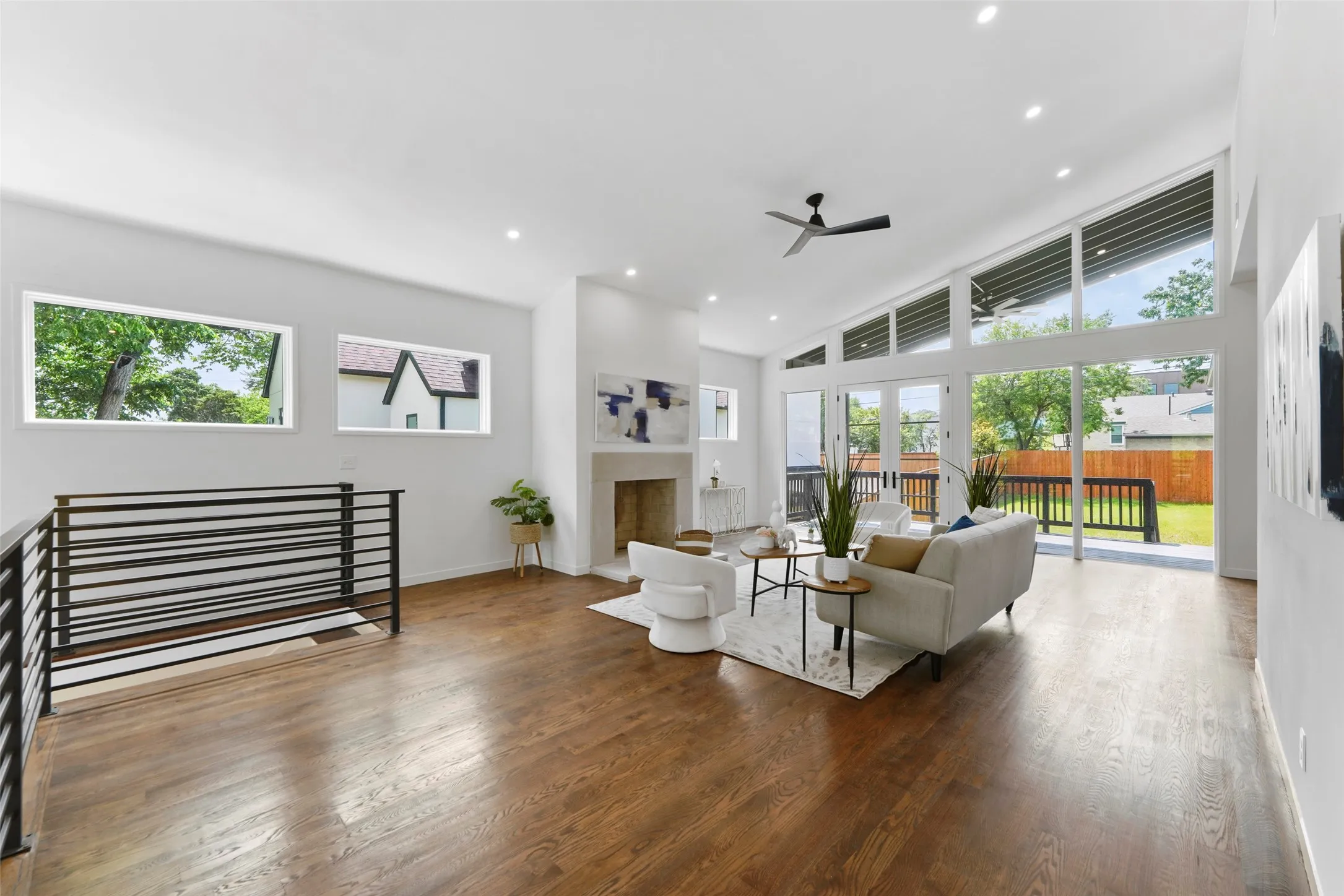 Single Family Residence For Sale in Dallas County , 3110 W Jefferson Boulevard, Dallas, Texas 75211, 4 Bedroom, 3 Bathroom, 2 Garage spaces, 3,796 Sqft, built in 2025, New Construction - Complete, mls#20995870, Real Estate Agent in Dallas, Homes For Sale in Dallas county, Homes For Sale in Dallas, Realtor in Dallas Texas, Real Estate Brokerage Independent Realty Texas, Luminita Cordes Realtor