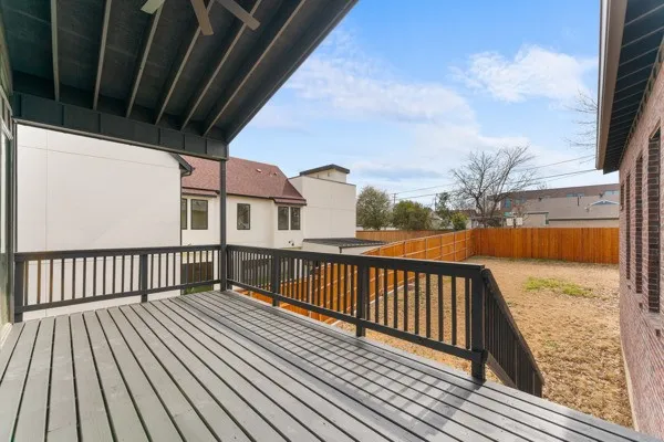 Single Family Residence For Sale in Dallas County , 3110 W Jefferson Boulevard, Dallas, Texas 75211, 4 Bedroom, 3 Bathroom, 2 Garage spaces, 3,796 Sqft, built in 2025, New Construction - Complete, mls#20995870, Real Estate Agent in Dallas, Homes For Sale in Dallas county, Homes For Sale in Dallas, Realtor in Dallas Texas, Real Estate Brokerage Independent Realty Texas, Luminita Cordes Realtor