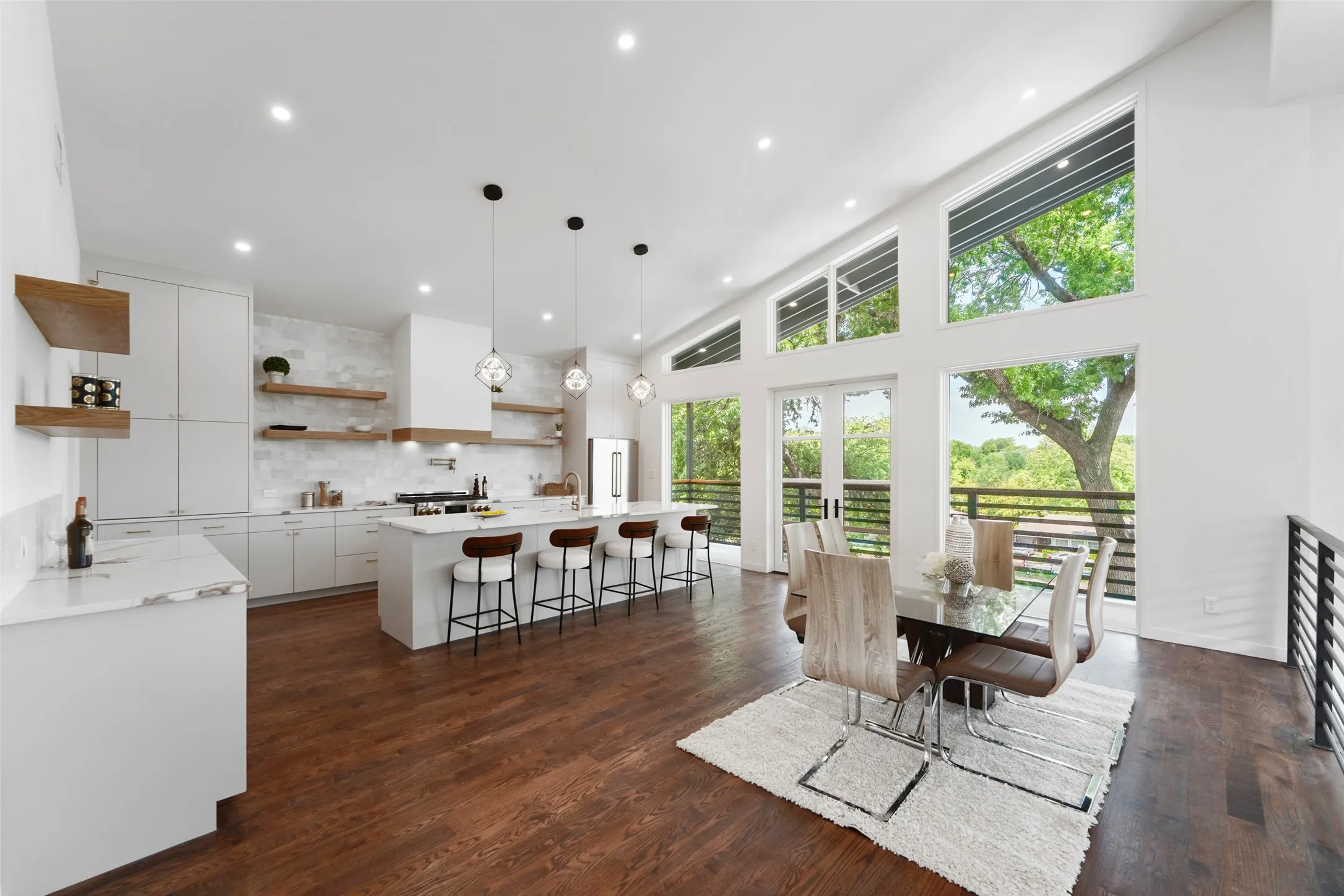Single Family Residence For Sale in Dallas County , 3110 W Jefferson Boulevard, Dallas, Texas 75211, 4 Bedroom, 3 Bathroom, 2 Garage spaces, 3,796 Sqft, built in 2025, New Construction - Complete, mls#20995870, Real Estate Agent in Dallas, Homes For Sale in Dallas county, Homes For Sale in Dallas, Realtor in Dallas Texas, Real Estate Brokerage Independent Realty Texas, Luminita Cordes Realtor