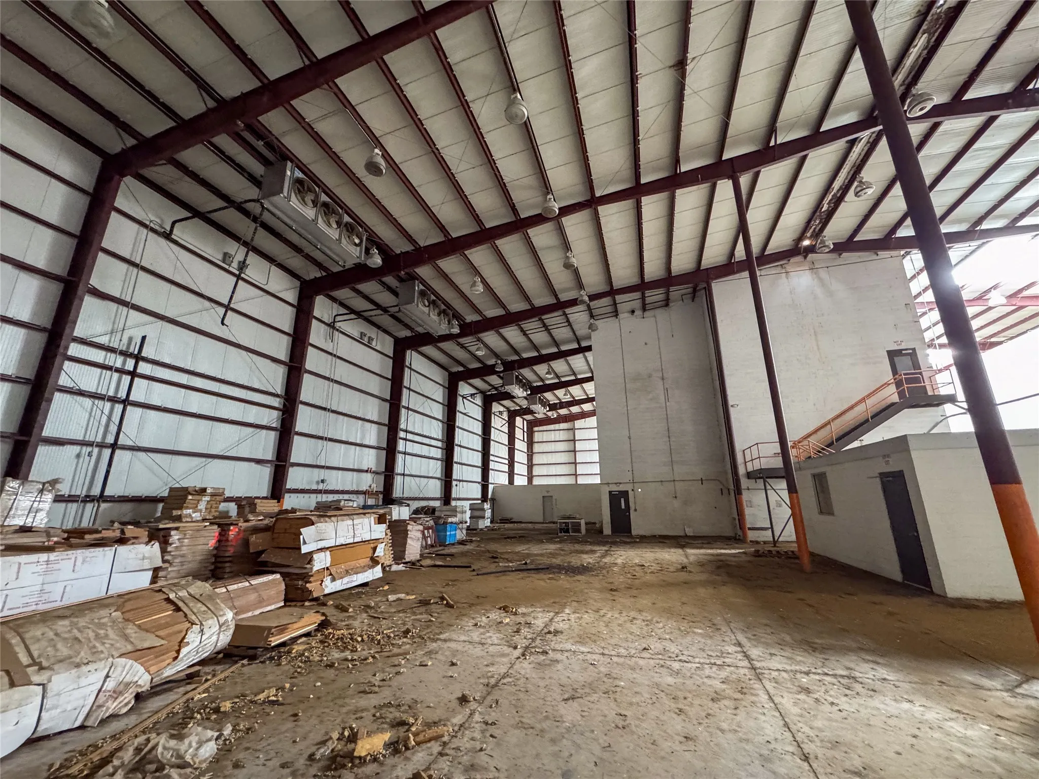 Warehouse For Rent in Grayson County , 72 Gibbons Road, Southmayd, Texas 75092, 0, 0, Garage spaces, 0 Sqft, built in 1990, Preowned, Price $6, mls#20996281, Real Estate Agent in Southmayd, Homes For Rent in Grayson county, Homes For Rent in Southmayd, Realtor in Southmayd Texas, Real Estate Brokerage Independent Realty Texas, Luminita Cordes Realtor
