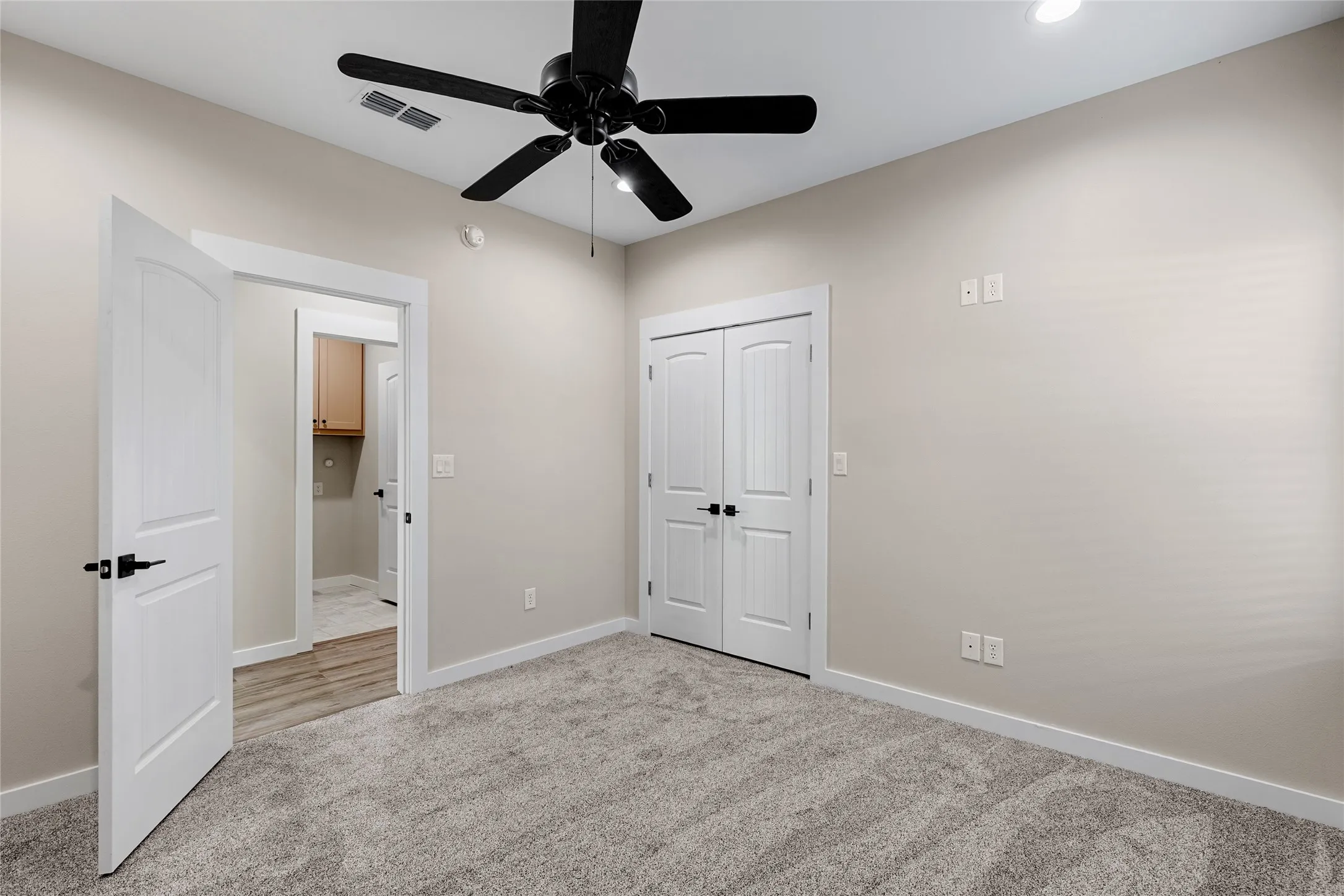 Single Family Residence For Sale in Hopkins County , 655 League Street, Sulphur Springs, Texas 75482, 3 Bedroom, 2 Bathroom, 2 Garage spaces, 1,658 Sqft, built in 2025, New Construction - Incomplete, mls#20988115, Real Estate Agent in Sulphur Springs, Homes For Sale in Hopkins county, Homes For Sale in Sulphur Springs, Realtor in Sulphur Springs Texas, Real Estate Brokerage Independent Realty Texas, Luminita Cordes Realtor