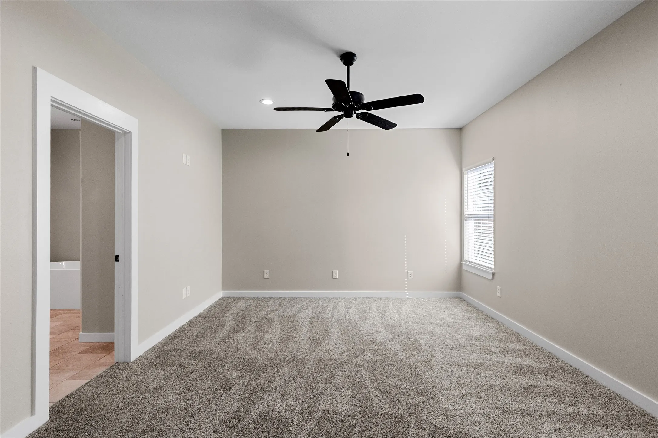 Single Family Residence For Sale in Hopkins County , 655 League Street, Sulphur Springs, Texas 75482, 3 Bedroom, 2 Bathroom, 2 Garage spaces, 1,658 Sqft, built in 2025, New Construction - Incomplete, mls#20988115, Real Estate Agent in Sulphur Springs, Homes For Sale in Hopkins county, Homes For Sale in Sulphur Springs, Realtor in Sulphur Springs Texas, Real Estate Brokerage Independent Realty Texas, Luminita Cordes Realtor