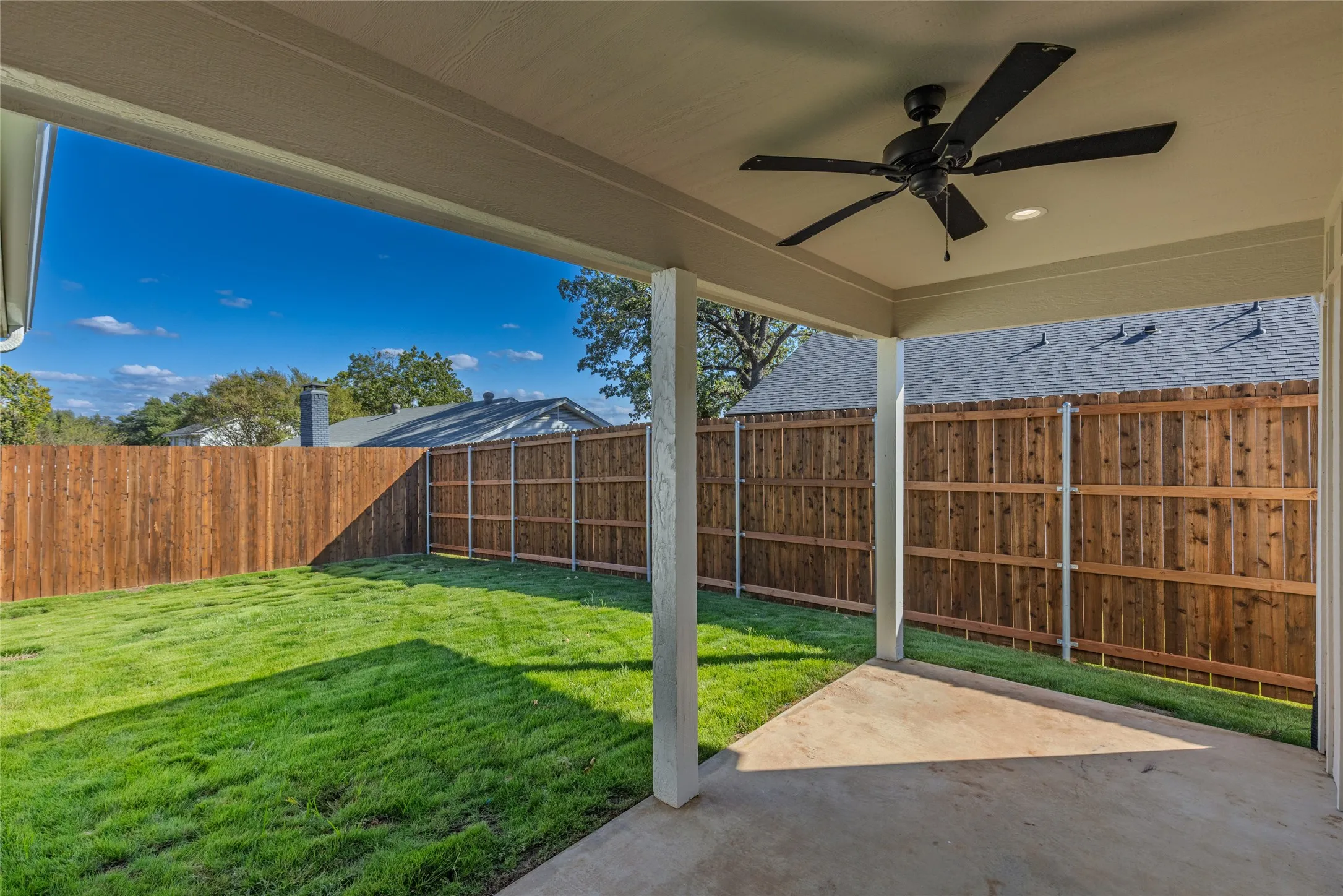 Single Family Residence For Sale in Hopkins County , 655 League Street, Sulphur Springs, Texas 75482, 3 Bedroom, 2 Bathroom, 2 Garage spaces, 1,658 Sqft, built in 2025, New Construction - Incomplete, mls#20988115, Real Estate Agent in Sulphur Springs, Homes For Sale in Hopkins county, Homes For Sale in Sulphur Springs, Realtor in Sulphur Springs Texas, Real Estate Brokerage Independent Realty Texas, Luminita Cordes Realtor