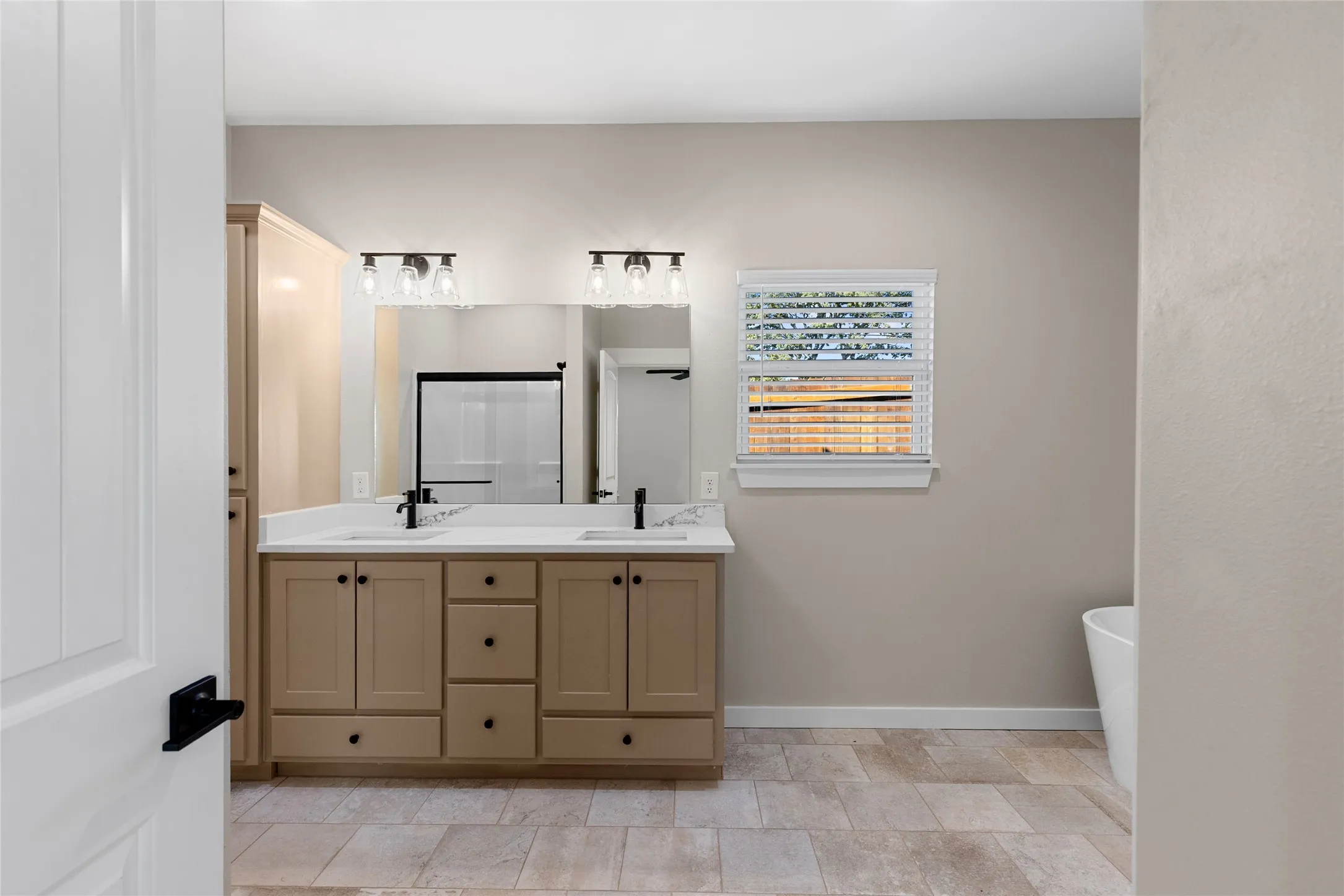 Single Family Residence For Sale in Hopkins County , 655 League Street, Sulphur Springs, Texas 75482, 3 Bedroom, 2 Bathroom, 2 Garage spaces, 1,658 Sqft, built in 2025, New Construction - Incomplete, mls#20988115, Real Estate Agent in Sulphur Springs, Homes For Sale in Hopkins county, Homes For Sale in Sulphur Springs, Realtor in Sulphur Springs Texas, Real Estate Brokerage Independent Realty Texas, Luminita Cordes Realtor