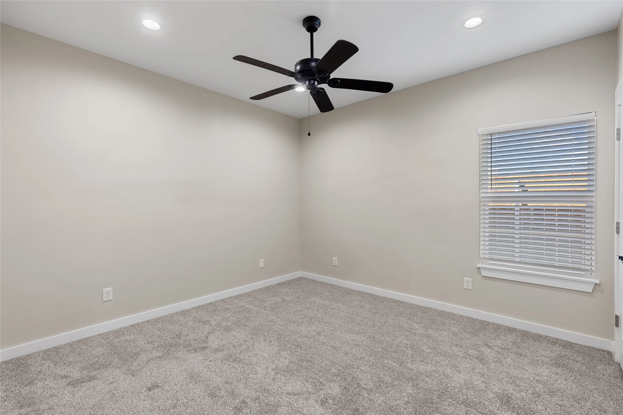 Single Family Residence For Sale in Hopkins County , 655 League Street, Sulphur Springs, Texas 75482, 3 Bedroom, 2 Bathroom, 2 Garage spaces, 1,658 Sqft, built in 2025, New Construction - Incomplete, mls#20988115, Real Estate Agent in Sulphur Springs, Homes For Sale in Hopkins county, Homes For Sale in Sulphur Springs, Realtor in Sulphur Springs Texas, Real Estate Brokerage Independent Realty Texas, Luminita Cordes Realtor