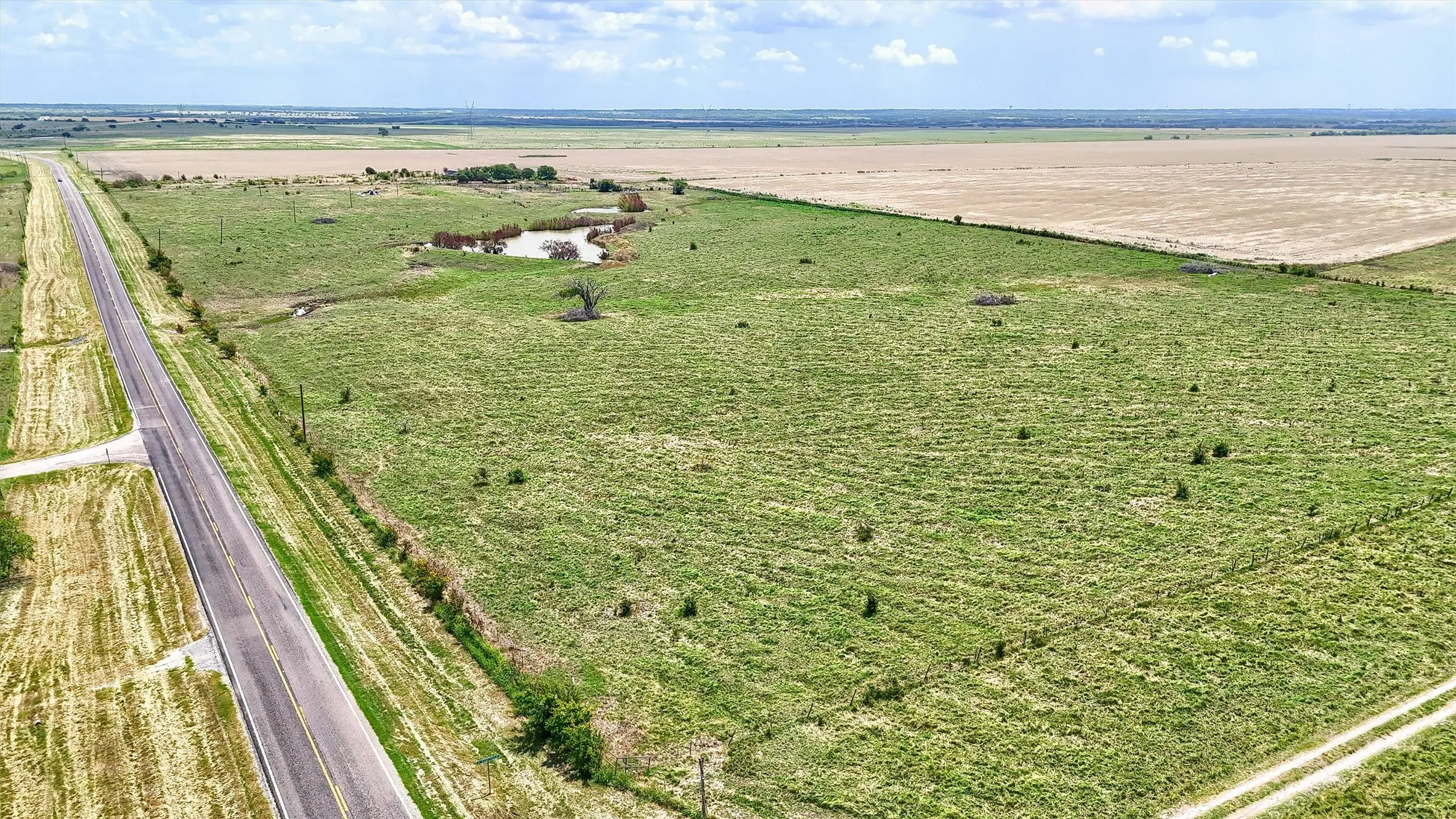 Improved Land For Sale in Grayson County , 115 ac Fm 902 & Wall St., Gunter, Texas 76258, 0, 0, Garage spaces, 0 Sqft, built in 0, Price $13,225,000, mls#20996223, Real Estate Agent in Gunter, Homes For Sale in Grayson county, Homes For Sale in Gunter, Realtor in Gunter Texas, Real Estate Brokerage Independent Realty Texas, Luminita Cordes Realtor