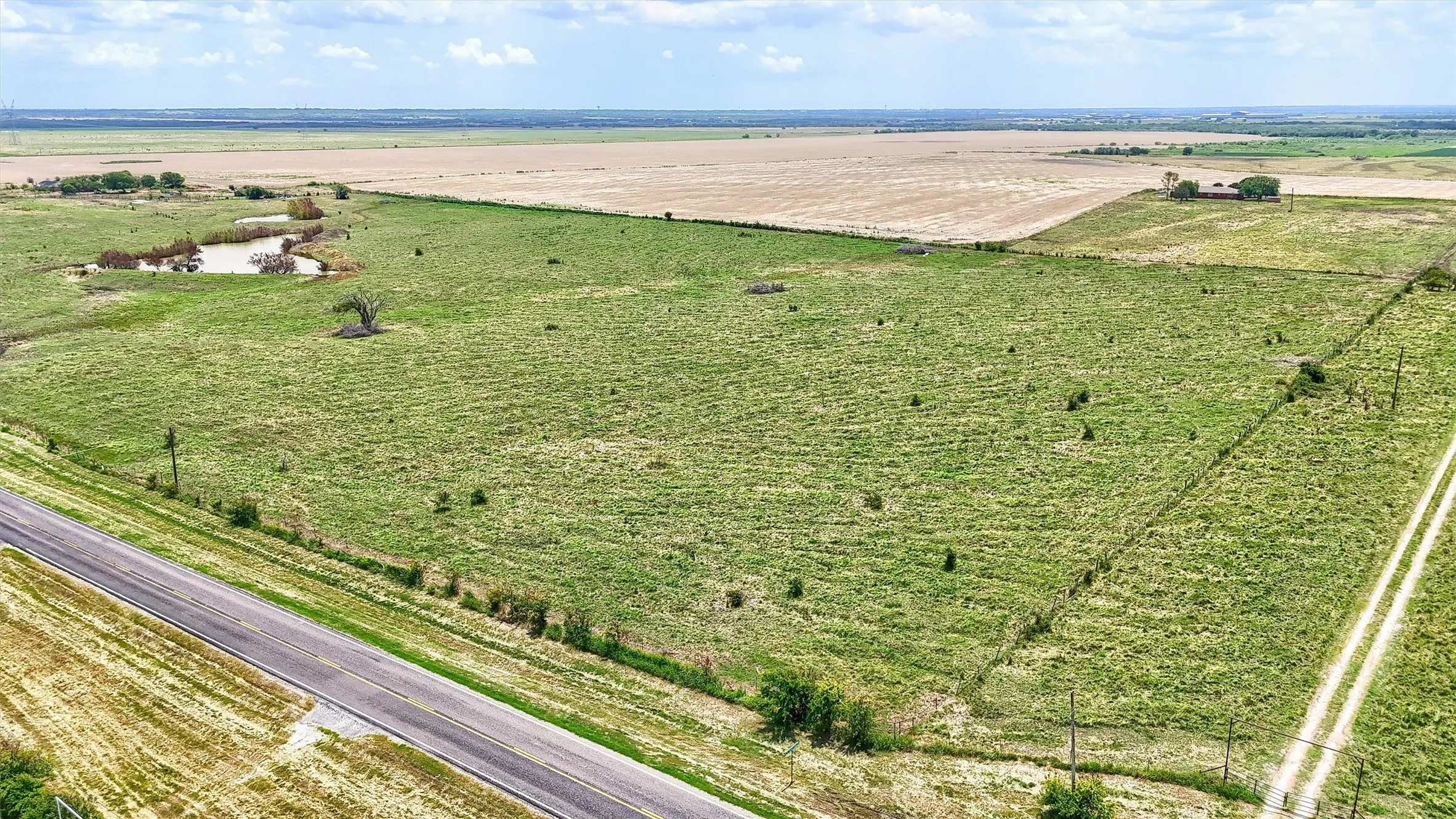 Improved Land For Sale in Grayson County , 115 ac Fm 902 & Wall St., Gunter, Texas 76258, 0, 0, Garage spaces, 0 Sqft, built in 0, Price $13,225,000, mls#20996223, Real Estate Agent in Gunter, Homes For Sale in Grayson county, Homes For Sale in Gunter, Realtor in Gunter Texas, Real Estate Brokerage Independent Realty Texas, Luminita Cordes Realtor