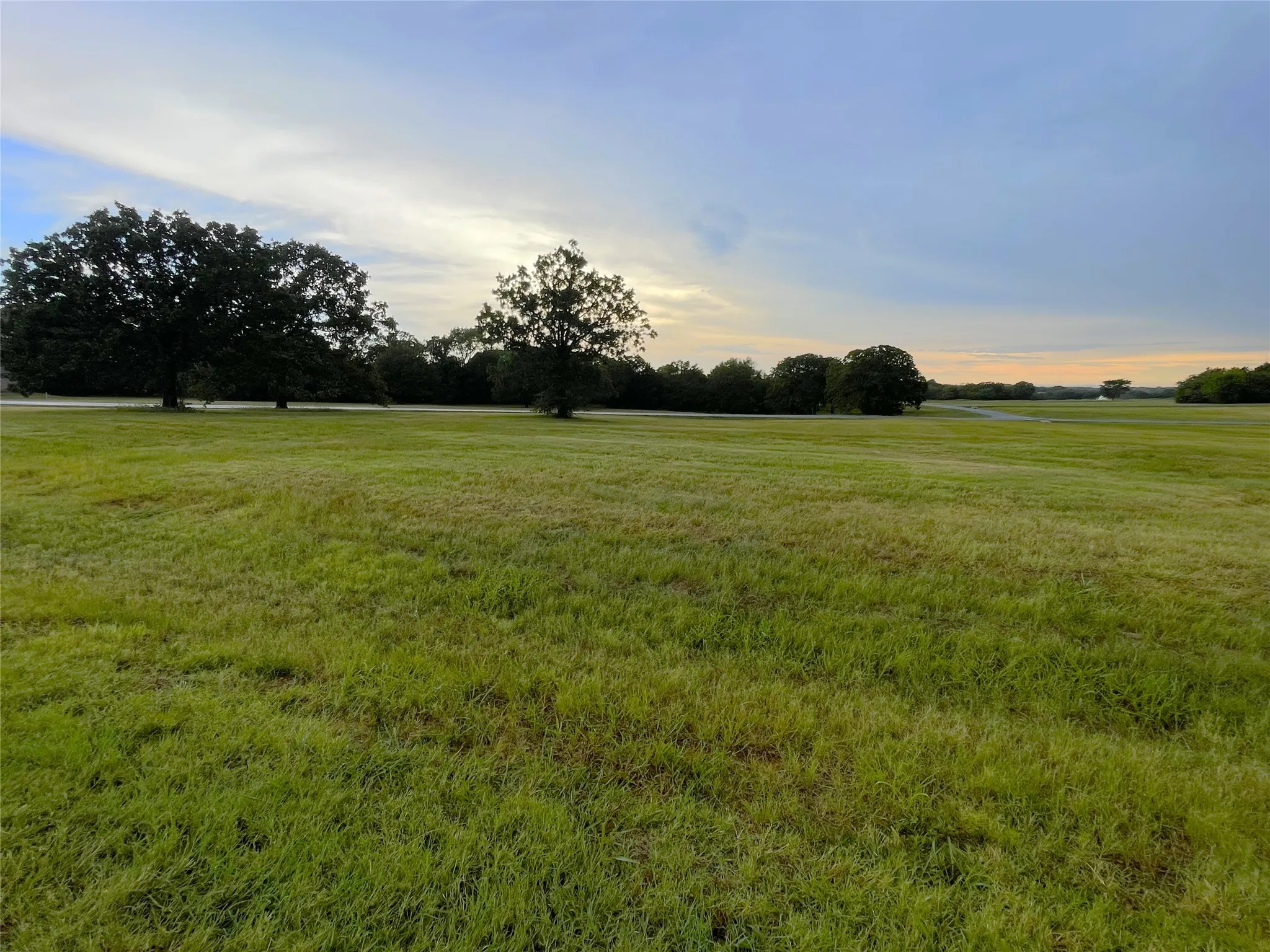 Unimproved Land For Sale in Grayson County , 273 Eagle Oaks Lane, Gordonville, Texas 76245, 0, 0, Garage spaces, 0 Sqft, built in 0, Price $32,000, mls#20997665, Real Estate Agent in Gordonville, Homes For Sale in Grayson county, Homes For Sale in Gordonville, Realtor in Gordonville Texas, Real Estate Brokerage Independent Realty Texas, Luminita Cordes Realtor