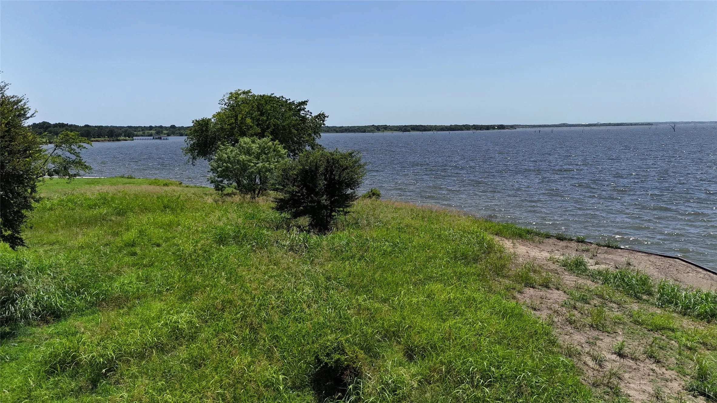 Unimproved Land For Sale in Navarro County , Lot 18 Lake Ridge Drive, Streetman, Texas 75859, 0, 0, Garage spaces, 0 Sqft, built in 0, Price $425,000, mls#20990377, Real Estate Agent in Streetman, Homes For Sale in Navarro county, Homes For Sale in Streetman, Realtor in Streetman Texas, Real Estate Brokerage Independent Realty Texas, Luminita Cordes Realtor