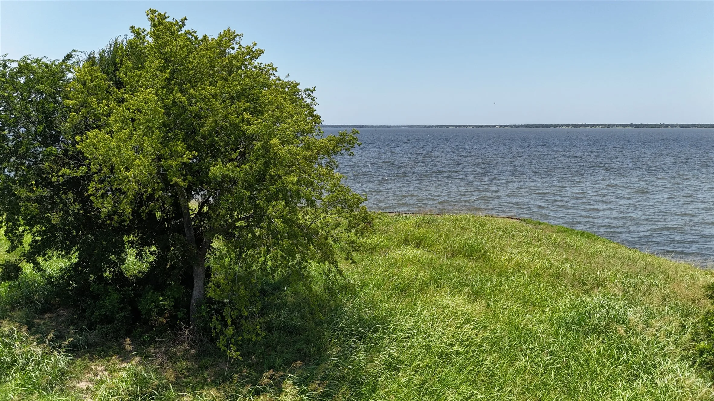 Unimproved Land For Sale in Navarro County , Lot 18 Lake Ridge Drive, Streetman, Texas 75859, 0, 0, Garage spaces, 0 Sqft, built in 0, Price $425,000, mls#20990377, Real Estate Agent in Streetman, Homes For Sale in Navarro county, Homes For Sale in Streetman, Realtor in Streetman Texas, Real Estate Brokerage Independent Realty Texas, Luminita Cordes Realtor