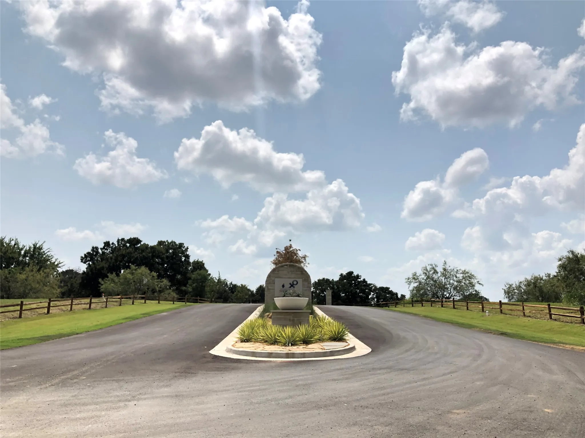 Unimproved Land For Sale in Navarro County , Lot 18 Lake Ridge Drive, Streetman, Texas 75859, 0, 0, Garage spaces, 0 Sqft, built in 0, Price $425,000, mls#20990377, Real Estate Agent in Streetman, Homes For Sale in Navarro county, Homes For Sale in Streetman, Realtor in Streetman Texas, Real Estate Brokerage Independent Realty Texas, Luminita Cordes Realtor