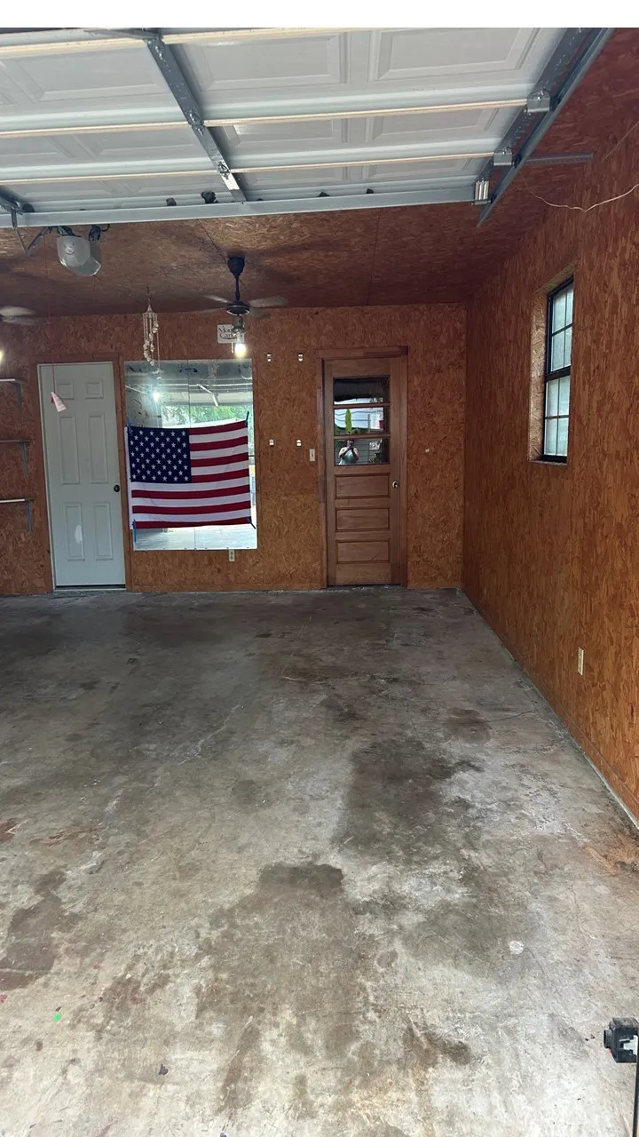 Single Family Residence For Sale in Fannin County , 206 N Main Street, Bailey, Texas 75413, 3 Bedroom, 2 Bathroom, 2 Garage spaces, 1,323 Sqft, built in 1989, Preowned, mls#20998041, Real Estate Agent in Bailey, Homes For Sale in Fannin county, Homes For Sale in Bailey, Realtor in Bailey Texas, Real Estate Brokerage Independent Realty Texas, Luminita Cordes Realtor