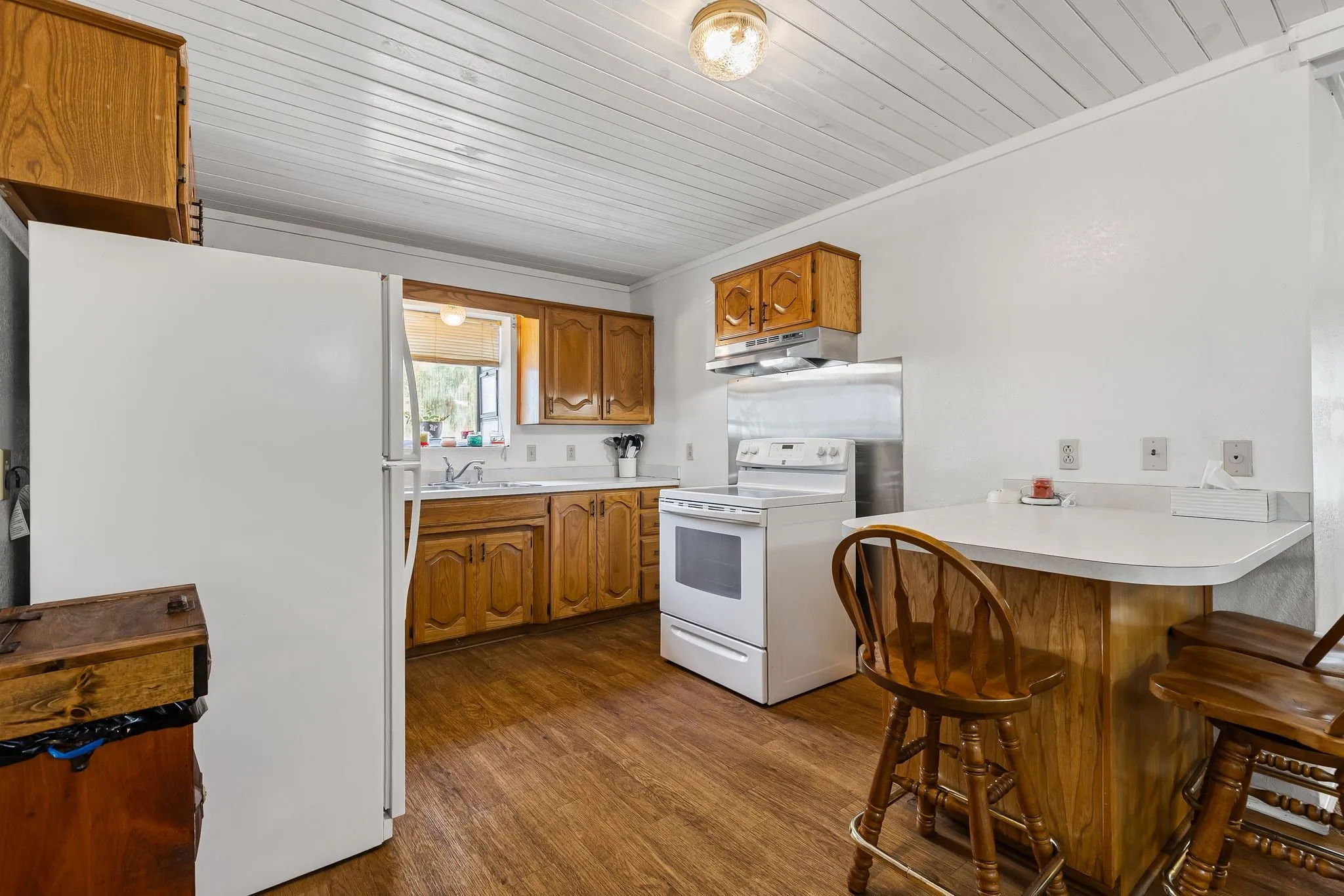 Single Family Residence For Sale in Fannin County , 206 N Main Street, Bailey, Texas 75413, 3 Bedroom, 2 Bathroom, 2 Garage spaces, 1,323 Sqft, built in 1989, Preowned, mls#20998041, Real Estate Agent in Bailey, Homes For Sale in Fannin county, Homes For Sale in Bailey, Realtor in Bailey Texas, Real Estate Brokerage Independent Realty Texas, Luminita Cordes Realtor