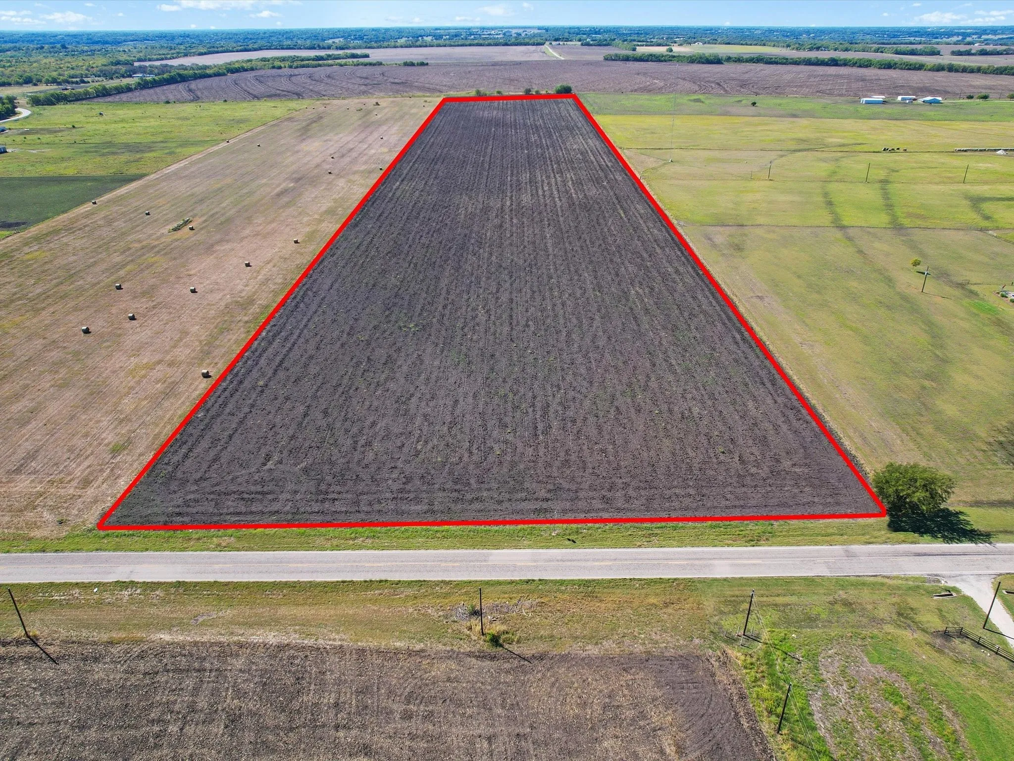 Unimproved Land For Sale in Grayson County , TBD FM-697 Highway, Whitewright, Texas 75491, 0, 0, Garage spaces, 0 Sqft, built in 0, mls#20999181, Real Estate Agent in Whitewright, Homes For Sale in Grayson county, Homes For Sale in Whitewright, Realtor in Whitewright Texas, Real Estate Brokerage Independent Realty Texas, Luminita Cordes Realtor
