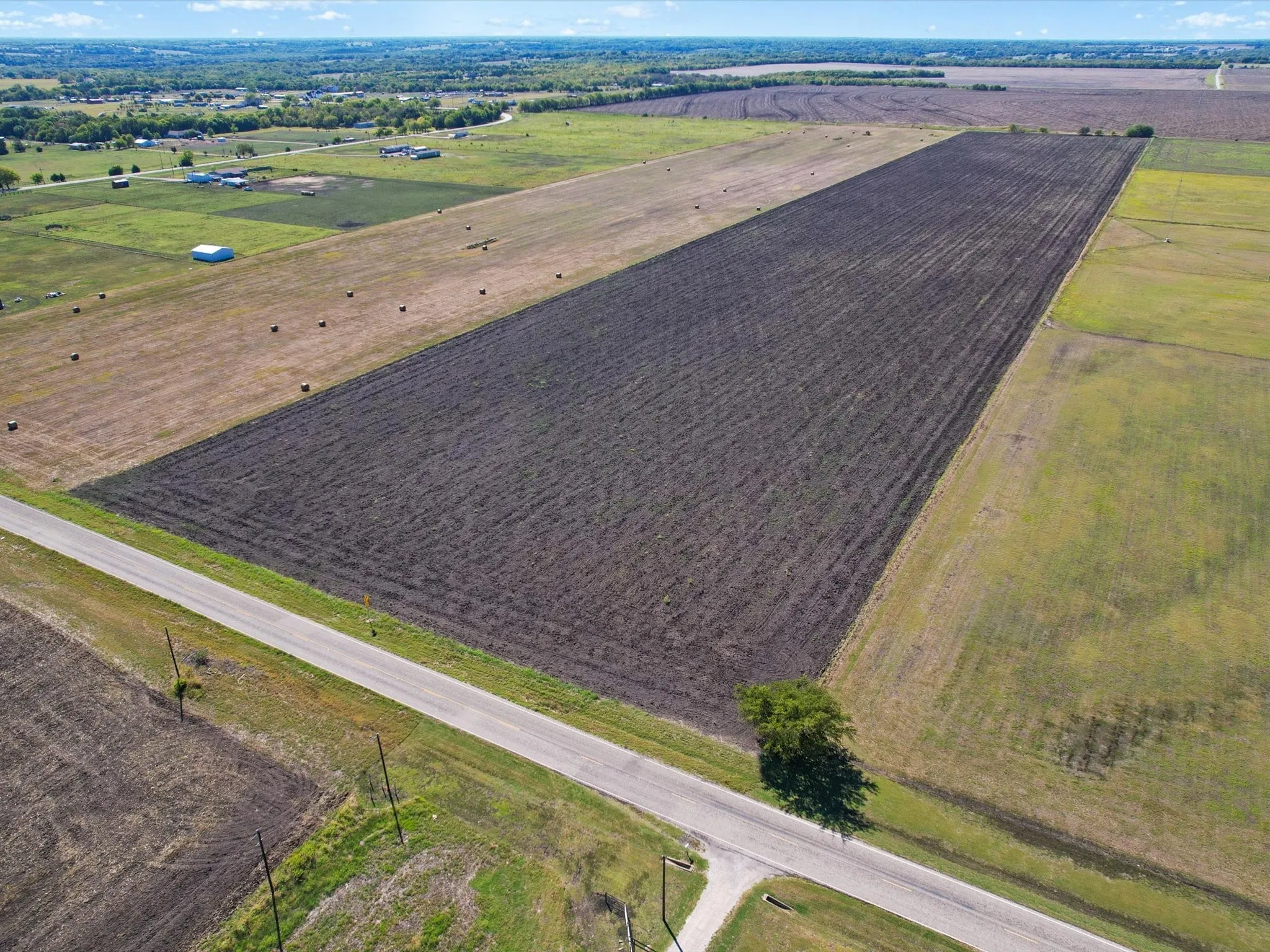 Unimproved Land For Sale in Grayson County , TBD FM-697 Highway, Whitewright, Texas 75491, 0, 0, Garage spaces, 0 Sqft, built in 0, mls#20999181, Real Estate Agent in Whitewright, Homes For Sale in Grayson county, Homes For Sale in Whitewright, Realtor in Whitewright Texas, Real Estate Brokerage Independent Realty Texas, Luminita Cordes Realtor