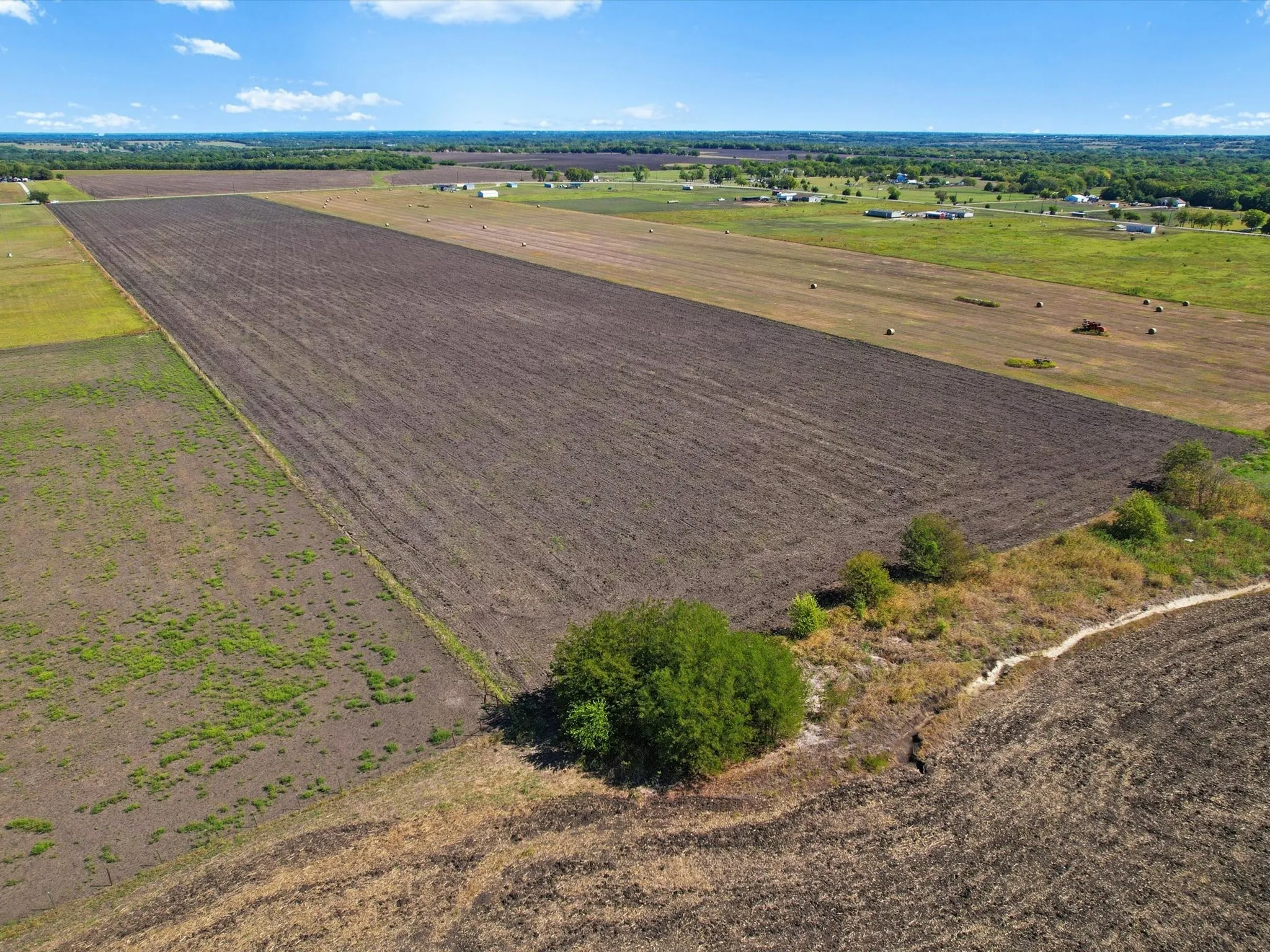 Unimproved Land For Sale in Grayson County , TBD FM-697 Highway, Whitewright, Texas 75491, 0, 0, Garage spaces, 0 Sqft, built in 0, mls#20999181, Real Estate Agent in Whitewright, Homes For Sale in Grayson county, Homes For Sale in Whitewright, Realtor in Whitewright Texas, Real Estate Brokerage Independent Realty Texas, Luminita Cordes Realtor