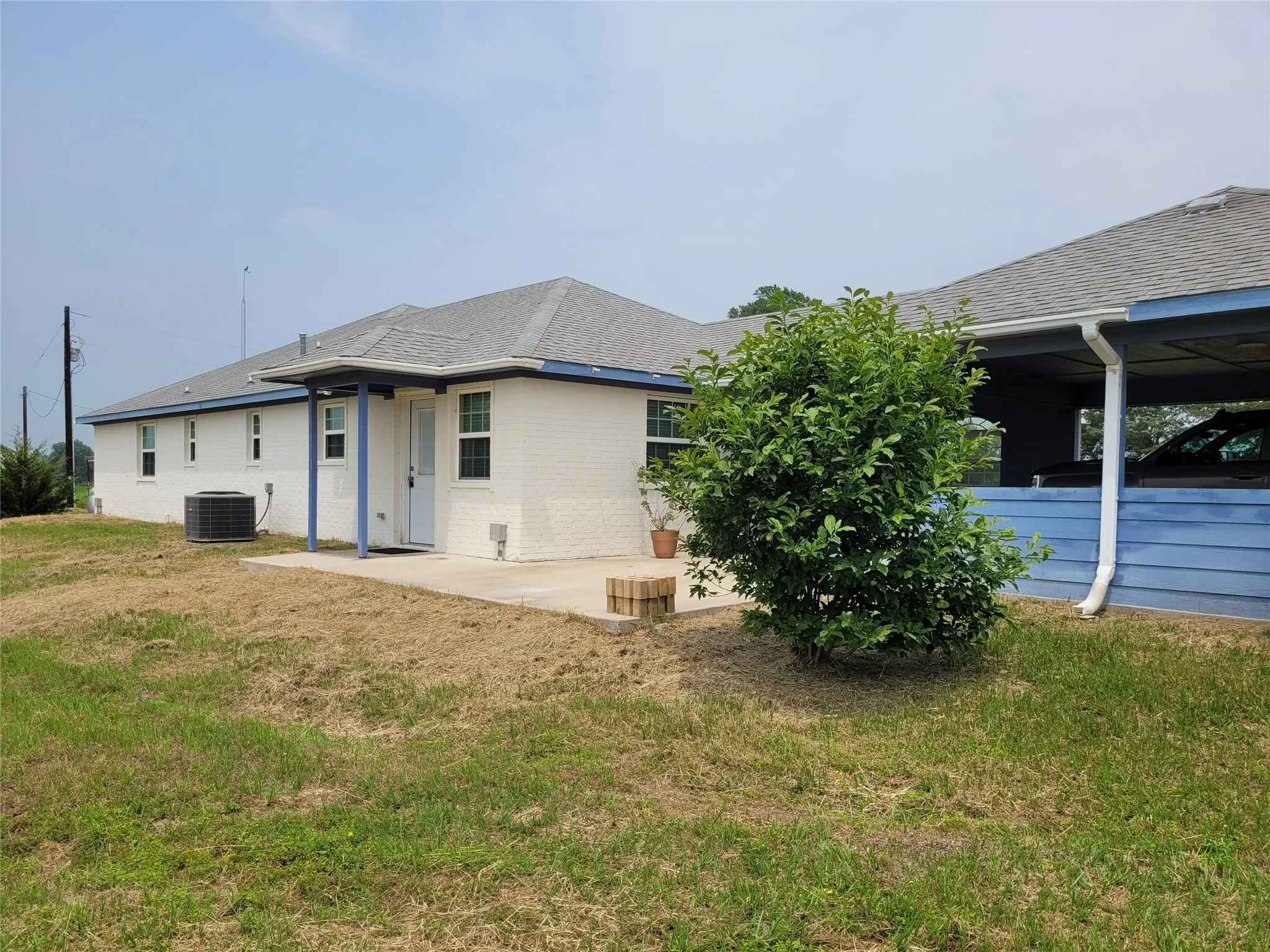 Single Family Residence For Sale in Lamar County , 700 CR 45900, Detroit, Texas 75436, 3 Bedroom, 2 Bathroom, Garage spaces, 1,598 Sqft, built in 2016, Preowned, mls#20999382, Real Estate Agent in Detroit, Homes For Sale in Lamar county, Homes For Sale in Detroit, Realtor in Detroit Texas, Real Estate Brokerage Independent Realty Texas, Luminita Cordes Realtor