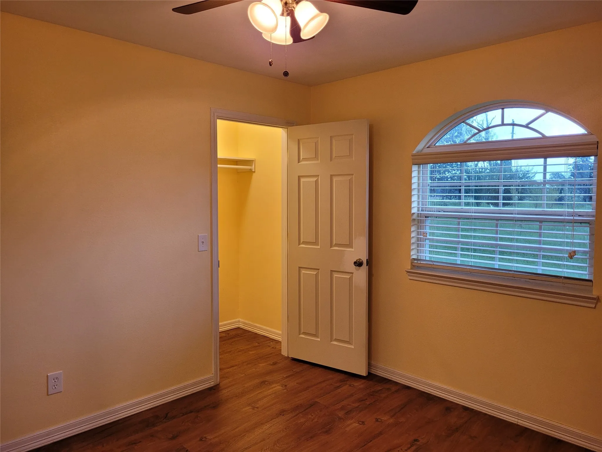 Single Family Residence For Sale in Lamar County , 700 CR 45900, Detroit, Texas 75436, 3 Bedroom, 2 Bathroom, Garage spaces, 1,598 Sqft, built in 2016, Preowned, mls#20999382, Real Estate Agent in Detroit, Homes For Sale in Lamar county, Homes For Sale in Detroit, Realtor in Detroit Texas, Real Estate Brokerage Independent Realty Texas, Luminita Cordes Realtor