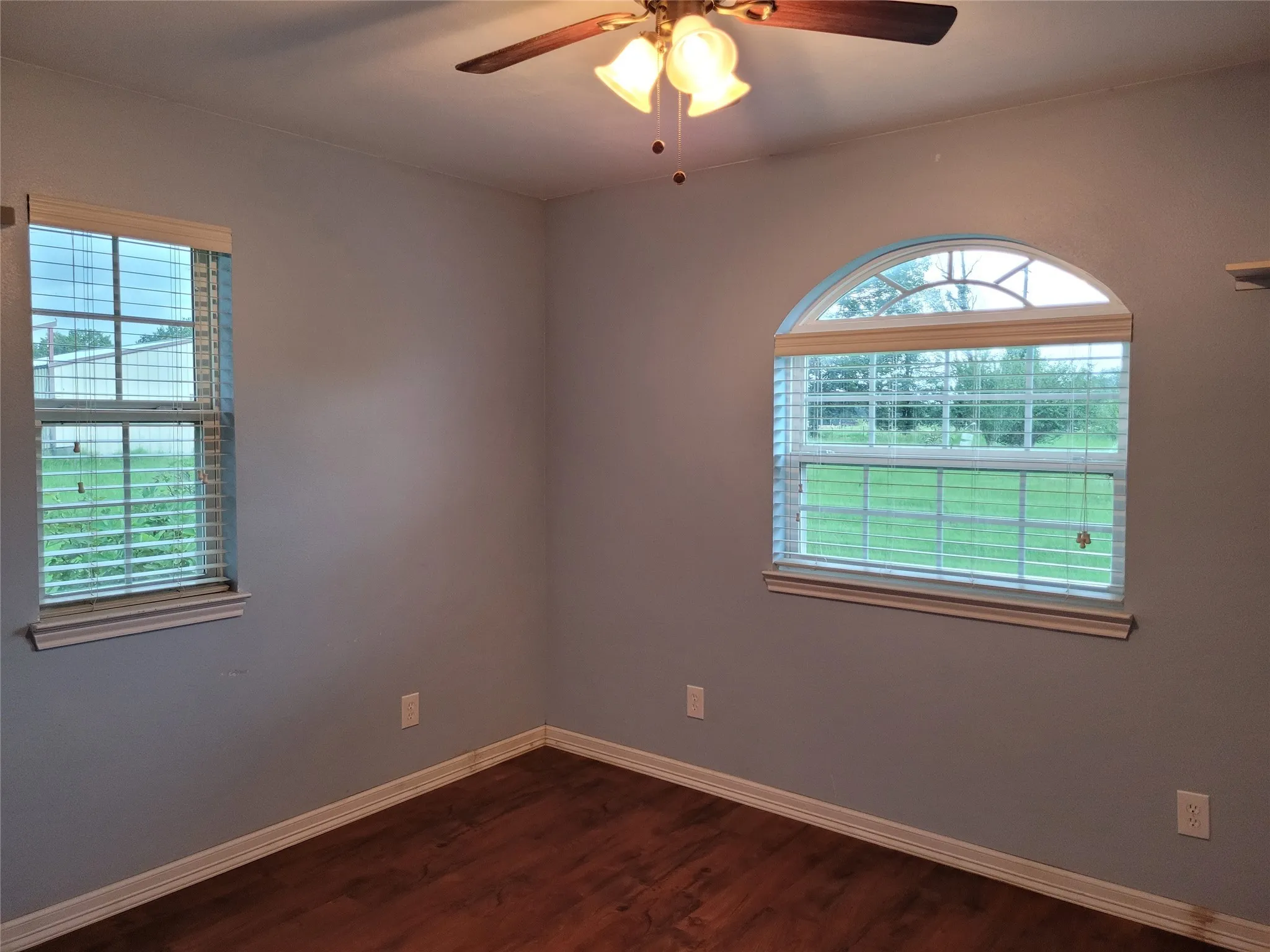 Single Family Residence For Sale in Lamar County , 700 CR 45900, Detroit, Texas 75436, 3 Bedroom, 2 Bathroom, Garage spaces, 1,598 Sqft, built in 2016, Preowned, mls#20999382, Real Estate Agent in Detroit, Homes For Sale in Lamar county, Homes For Sale in Detroit, Realtor in Detroit Texas, Real Estate Brokerage Independent Realty Texas, Luminita Cordes Realtor