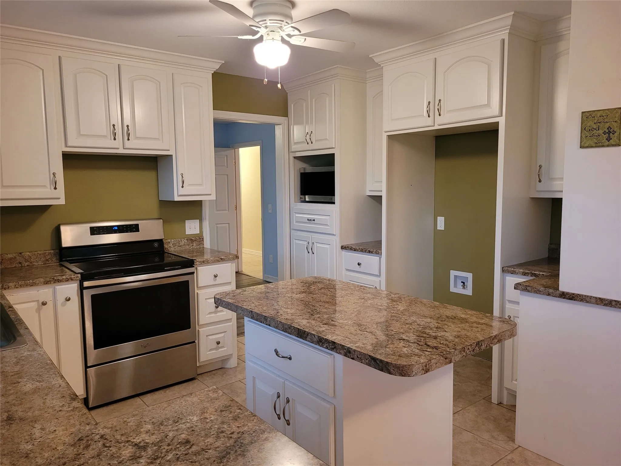 Single Family Residence For Sale in Lamar County , 700 CR 45900, Detroit, Texas 75436, 3 Bedroom, 2 Bathroom, Garage spaces, 1,598 Sqft, built in 2016, Preowned, mls#20999382, Real Estate Agent in Detroit, Homes For Sale in Lamar county, Homes For Sale in Detroit, Realtor in Detroit Texas, Real Estate Brokerage Independent Realty Texas, Luminita Cordes Realtor