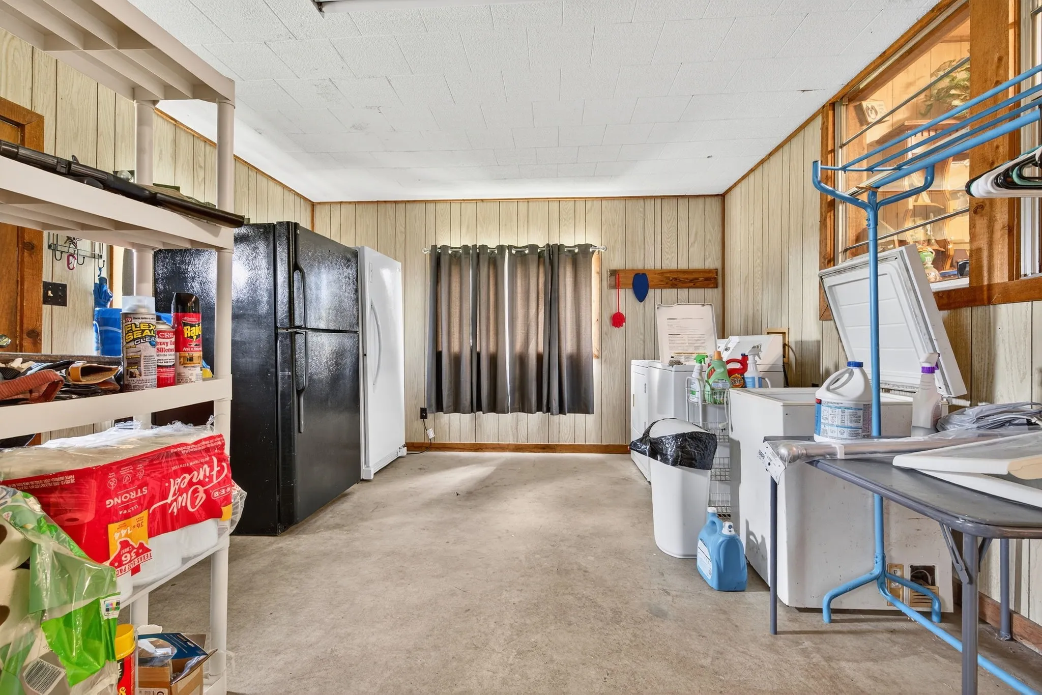 Farm For Sale in Jack County , 8 SW Poteet Road, Bryson, Texas 76427, 4 Bedrooms, 2 Bathrooms, Garage spaces, 1,869 Sqft, built in 1973, Preowned, Price $1,350,000, mls#20996157, Real Estate Agent in Bryson, Homes For Sale in Jack county, Homes For Sale in Bryson, Realtor in Bryson Texas, Real Estate Brokerage Independent Realty Texas, Luminita Cordes Realtor