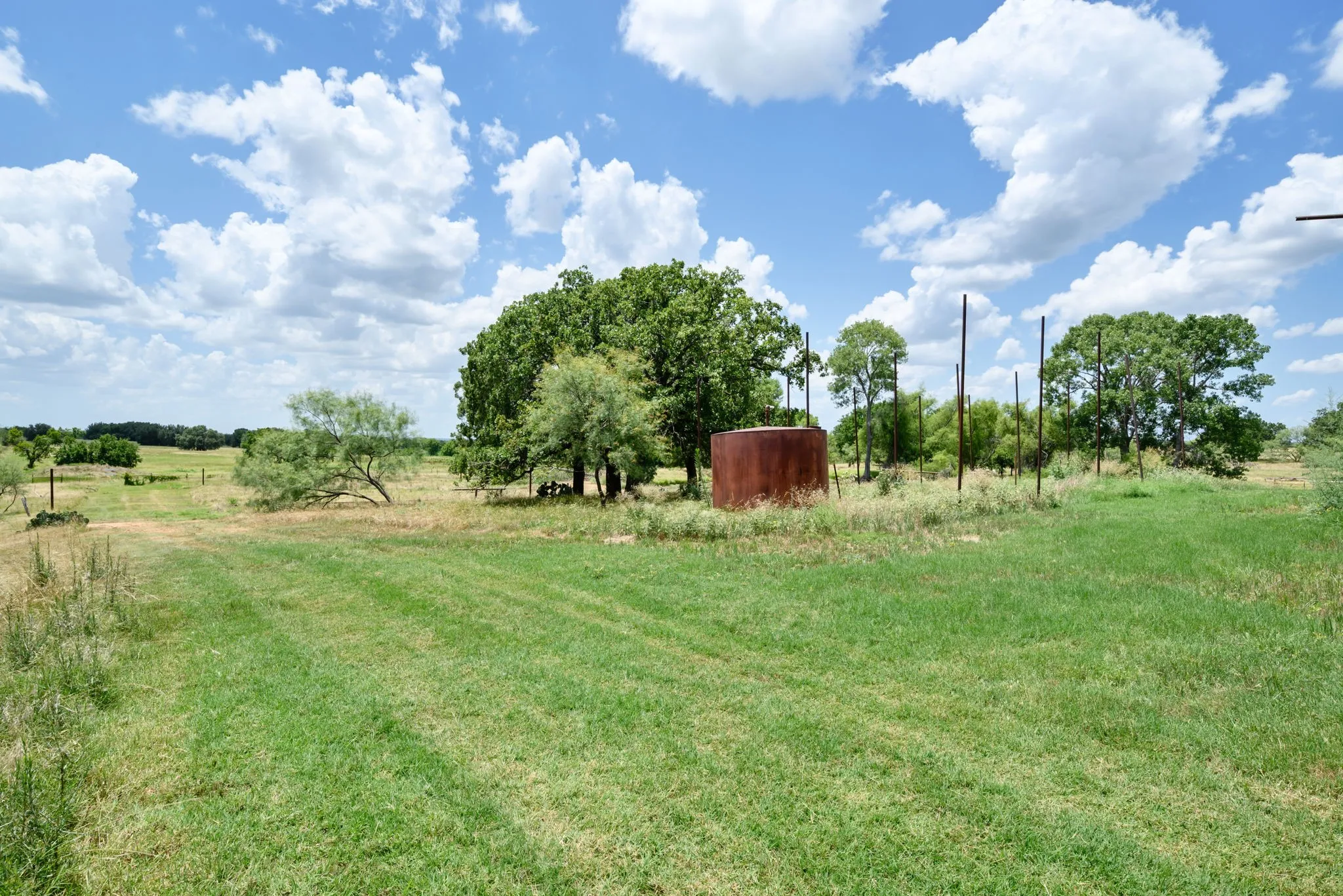 Farm For Sale in Jack County , 8 SW Poteet Road, Bryson, Texas 76427, 4 Bedrooms, 2 Bathrooms, Garage spaces, 1,869 Sqft, built in 1973, Preowned, Price $1,350,000, mls#20996157, Real Estate Agent in Bryson, Homes For Sale in Jack county, Homes For Sale in Bryson, Realtor in Bryson Texas, Real Estate Brokerage Independent Realty Texas, Luminita Cordes Realtor