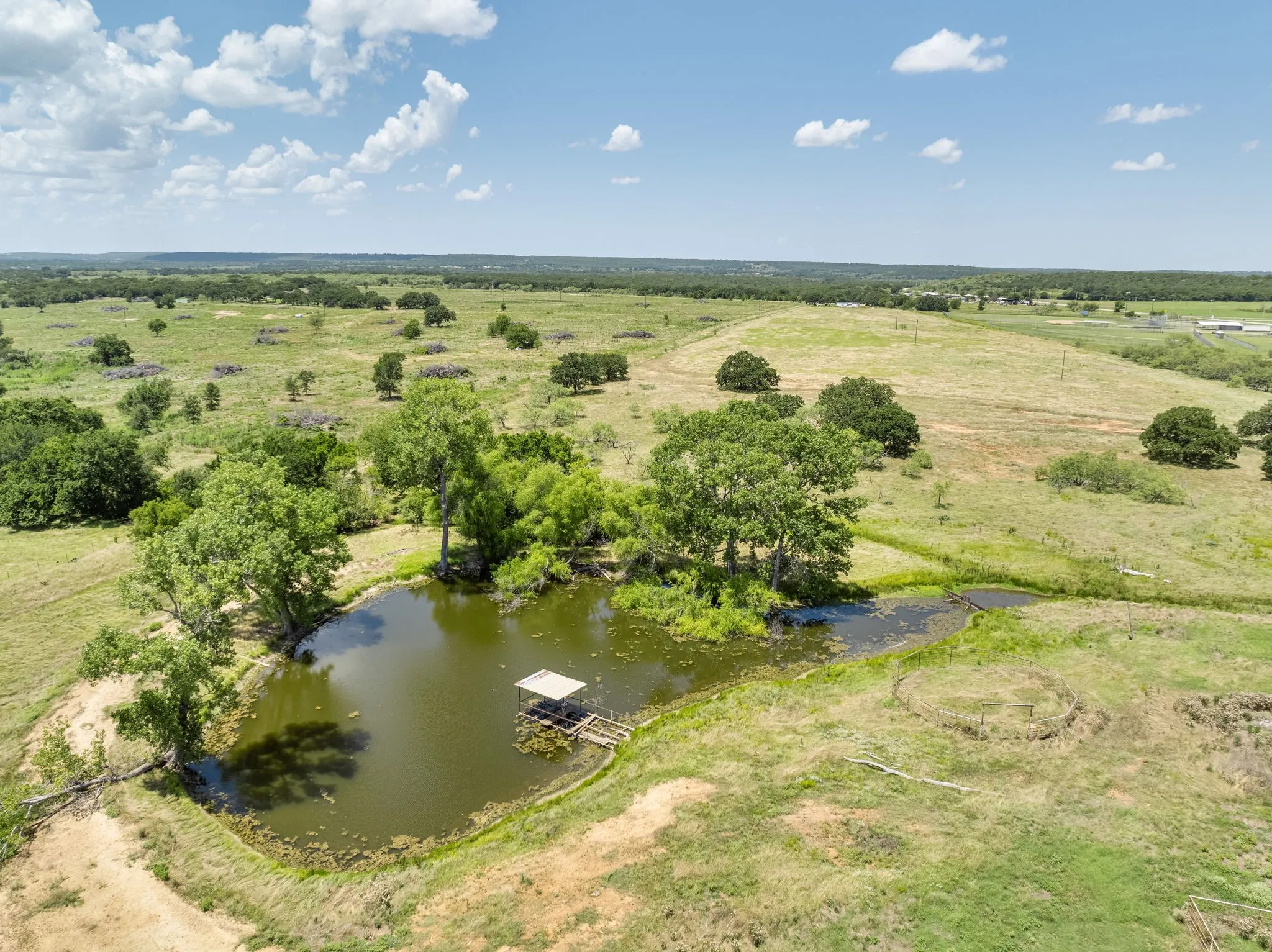 Farm For Sale in Jack County , 8 SW Poteet Road, Bryson, Texas 76427, 4 Bedrooms, 2 Bathrooms, Garage spaces, 1,869 Sqft, built in 1973, Preowned, Price $1,350,000, mls#20996157, Real Estate Agent in Bryson, Homes For Sale in Jack county, Homes For Sale in Bryson, Realtor in Bryson Texas, Real Estate Brokerage Independent Realty Texas, Luminita Cordes Realtor