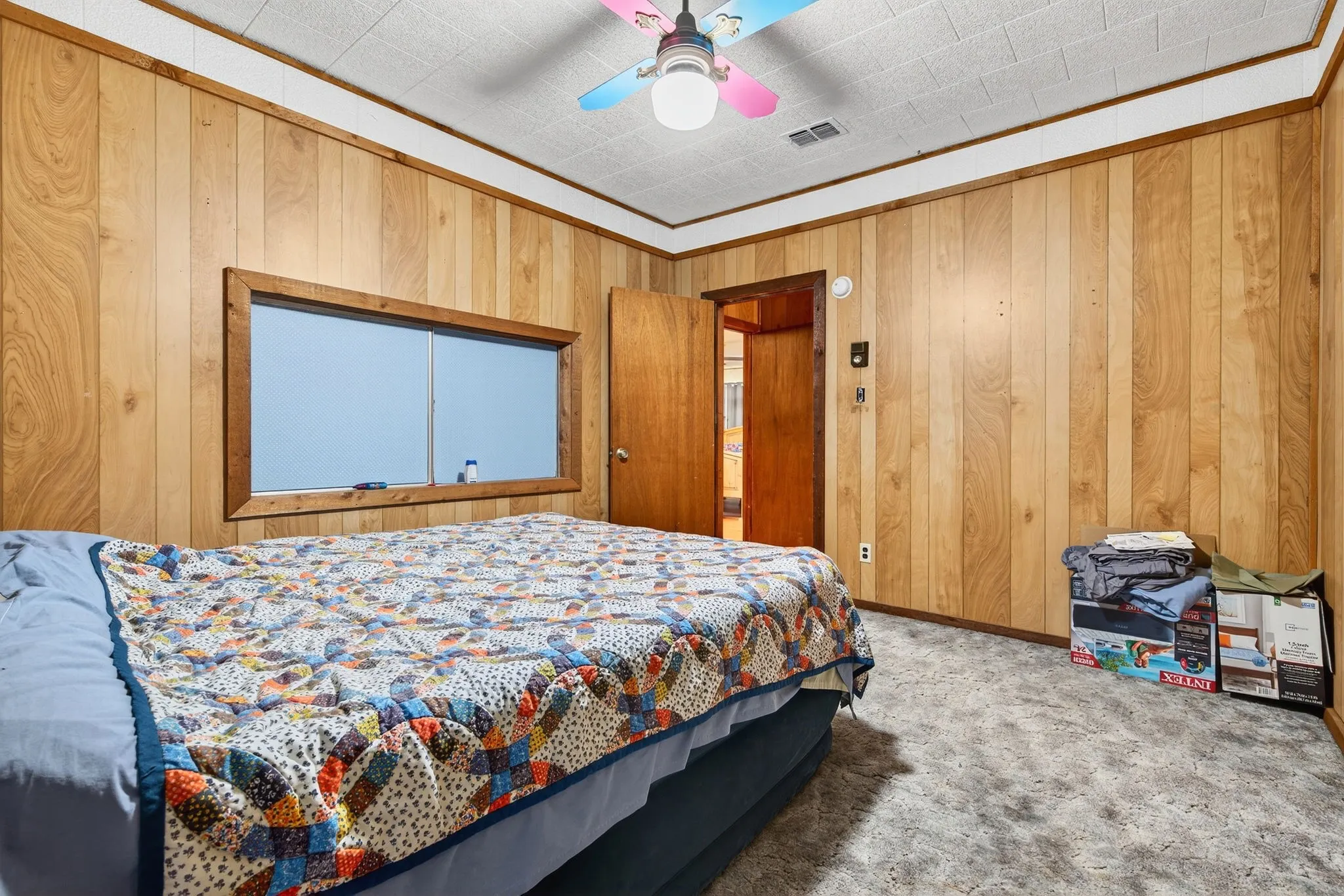 Farm For Sale in Jack County , 8 SW Poteet Road, Bryson, Texas 76427, 4 Bedrooms, 2 Bathrooms, Garage spaces, 1,869 Sqft, built in 1973, Preowned, Price $1,350,000, mls#20996157, Real Estate Agent in Bryson, Homes For Sale in Jack county, Homes For Sale in Bryson, Realtor in Bryson Texas, Real Estate Brokerage Independent Realty Texas, Luminita Cordes Realtor