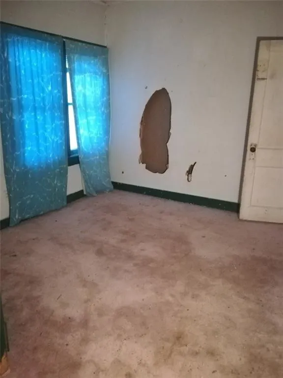 Single Family Residence For Rent in Eastland County , 457 W Main Street, Ranger, Texas 76470, 3 Bedroom, 2 Bathroom, 1 Garage spaces, 1,685 Sqft, built in 1940, mls#20999950, Real Estate Agent in Ranger, Homes For Rent in Eastland county, Homes For Rent in Ranger, Realtor in Ranger Texas, Real Estate Brokerage Independent Realty Texas, Luminita Cordes Realtor