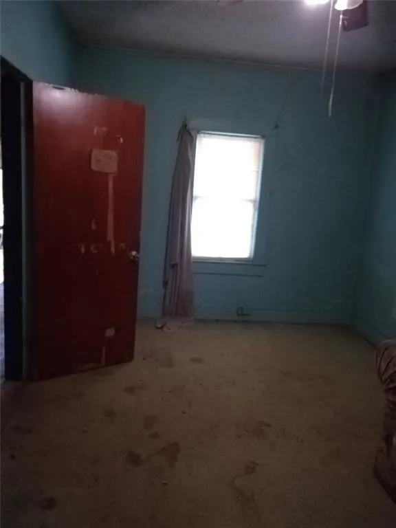 Single Family Residence For Rent in Eastland County , 457 W Main Street, Ranger, Texas 76470, 3 Bedroom, 2 Bathroom, 1 Garage spaces, 1,685 Sqft, built in 1940, mls#20999950, Real Estate Agent in Ranger, Homes For Rent in Eastland county, Homes For Rent in Ranger, Realtor in Ranger Texas, Real Estate Brokerage Independent Realty Texas, Luminita Cordes Realtor