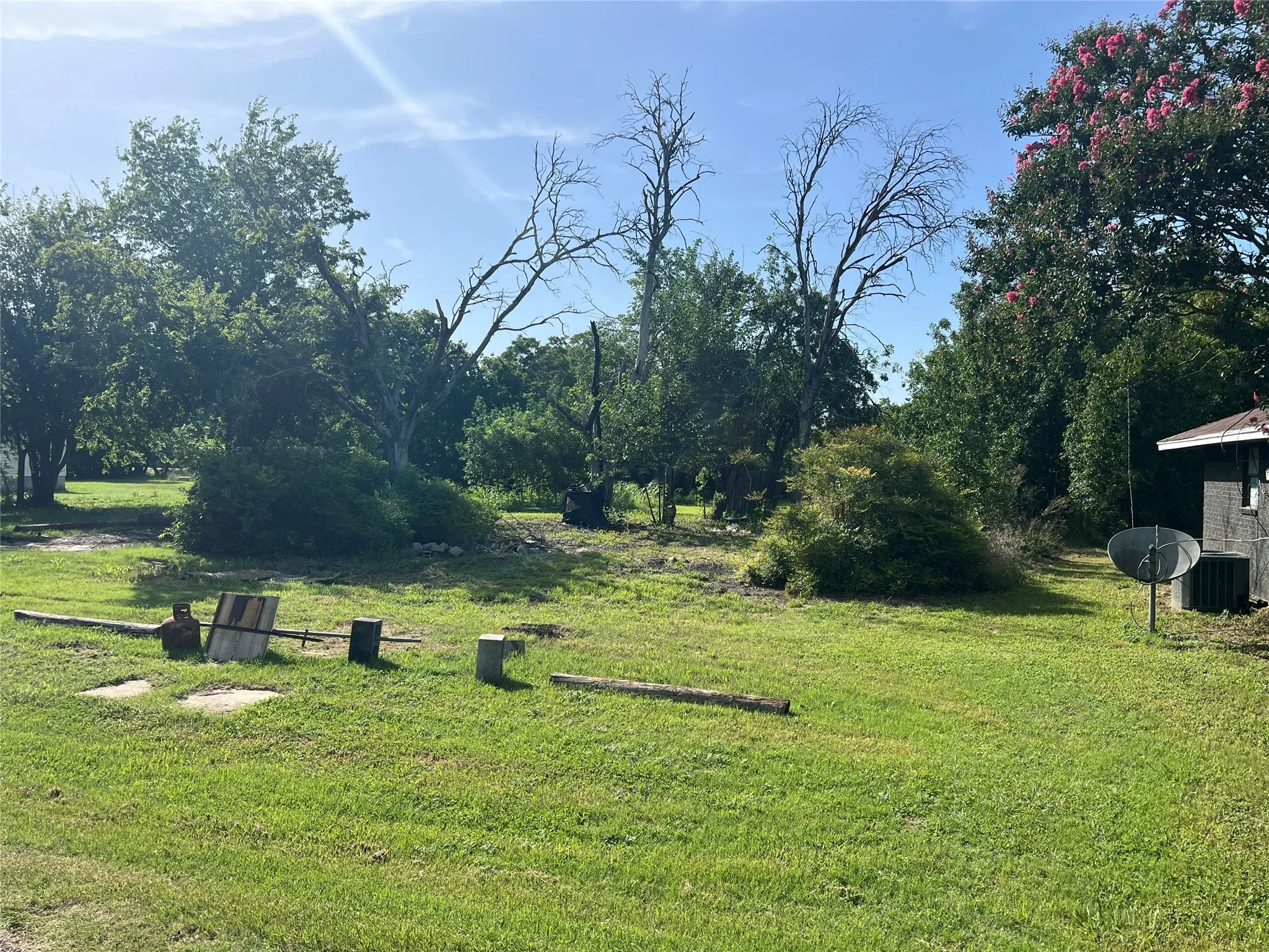 Unimproved Land For Sale in Ellis County , 791 Hardeman, Italy, Texas 76651, 0, 0, Garage spaces, 0 Sqft, built in 0, Price $50,000, mls#21000103, Real Estate Agent in Italy, Homes For Sale in Ellis county, Homes For Sale in Italy, Realtor in Italy Texas, Real Estate Brokerage Independent Realty Texas, Luminita Cordes Realtor