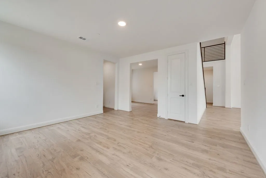 Single Family Residence For Sale in Tarrant County , 7631 Lanier Lane, Grand Prairie, Texas 75054, 5 Bedroom, 4 Bathroom, 2 Garage spaces, 3,927 Sqft, built in 2026, New Construction - Complete, mls#21000440, Real Estate Agent in Grand Prairie, Homes For Sale in Tarrant county, Homes For Sale in Grand Prairie, Realtor in Grand Prairie Texas, Real Estate Brokerage Independent Realty Texas, Luminita Cordes Realtor