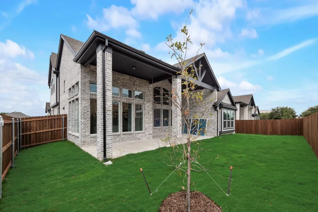 Single Family Residence For Sale in Tarrant County , 7631 Lanier Lane, Grand Prairie, Texas 75054, 5 Bedroom, 4 Bathroom, 2 Garage spaces, 3,927 Sqft, built in 2026, New Construction - Complete, mls#21000440, Real Estate Agent in Grand Prairie, Homes For Sale in Tarrant county, Homes For Sale in Grand Prairie, Realtor in Grand Prairie Texas, Real Estate Brokerage Independent Realty Texas, Luminita Cordes Realtor