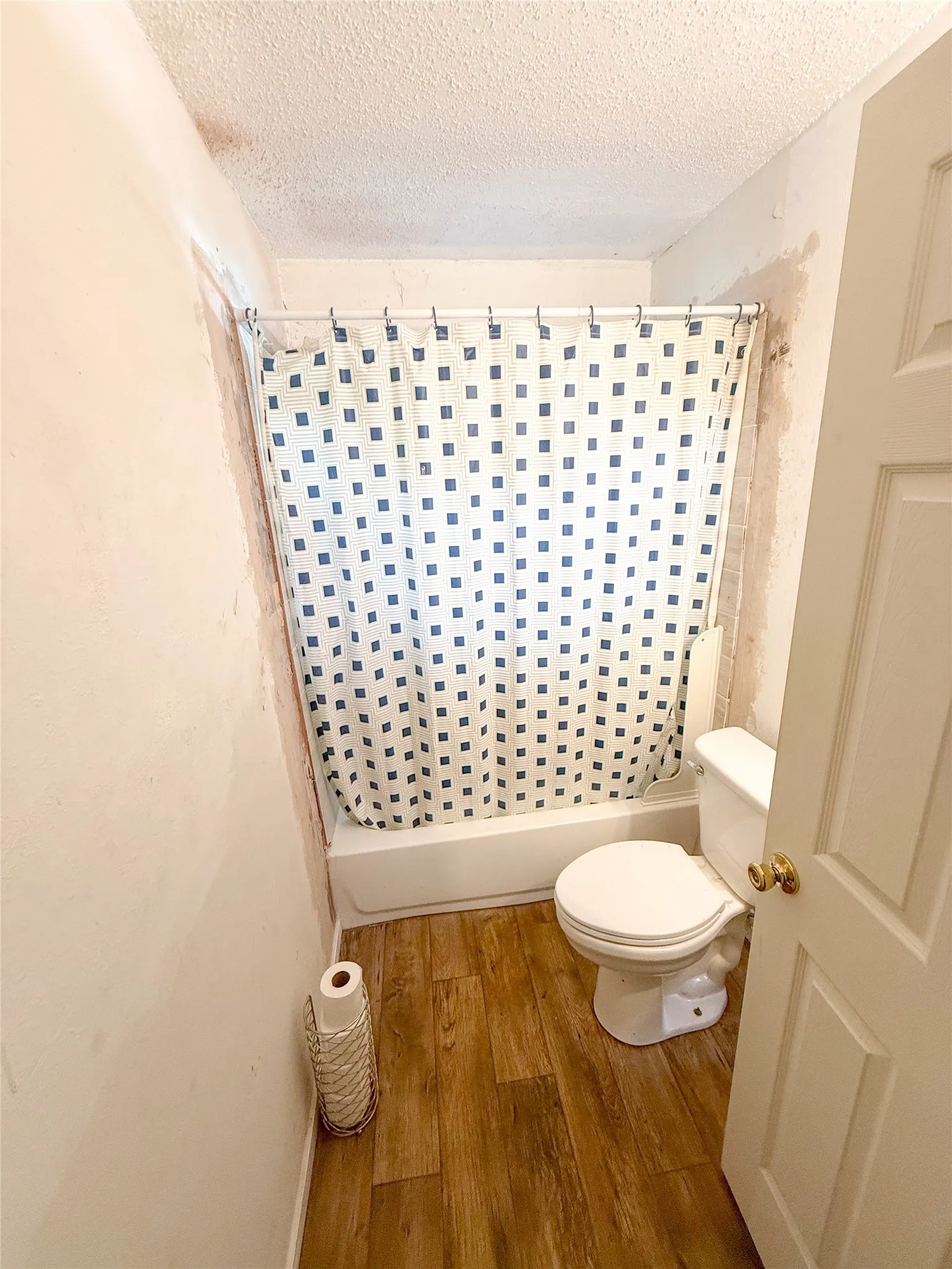Single Family Residence For Sale in Mc Lennan County , 713 Dunbar Avenue, Waco, Texas 76704, 3 Bedrooms, 1 Bathroom, Garage spaces, 1,212 Sqft, built in 1964, Price $137,000, mls#21000563, Real Estate Agent in Waco, Homes For Sale in Mc Lennan county, Homes For Sale in Waco, Realtor in Waco Texas, Real Estate Brokerage Independent Realty Texas, Luminita Cordes Realtor