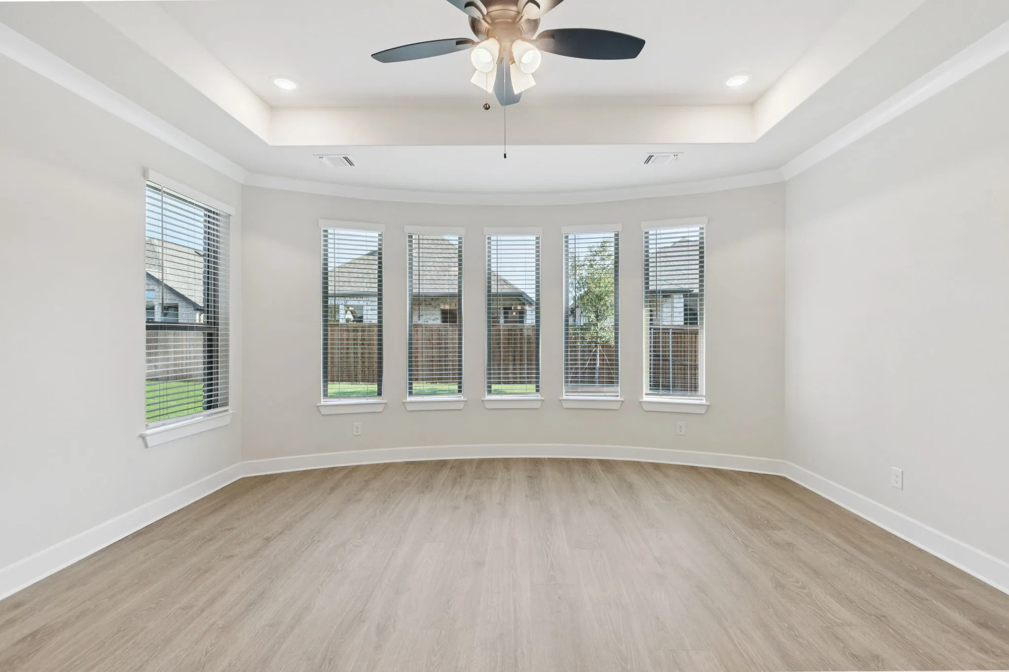 224 Bee Balm - Primary Room