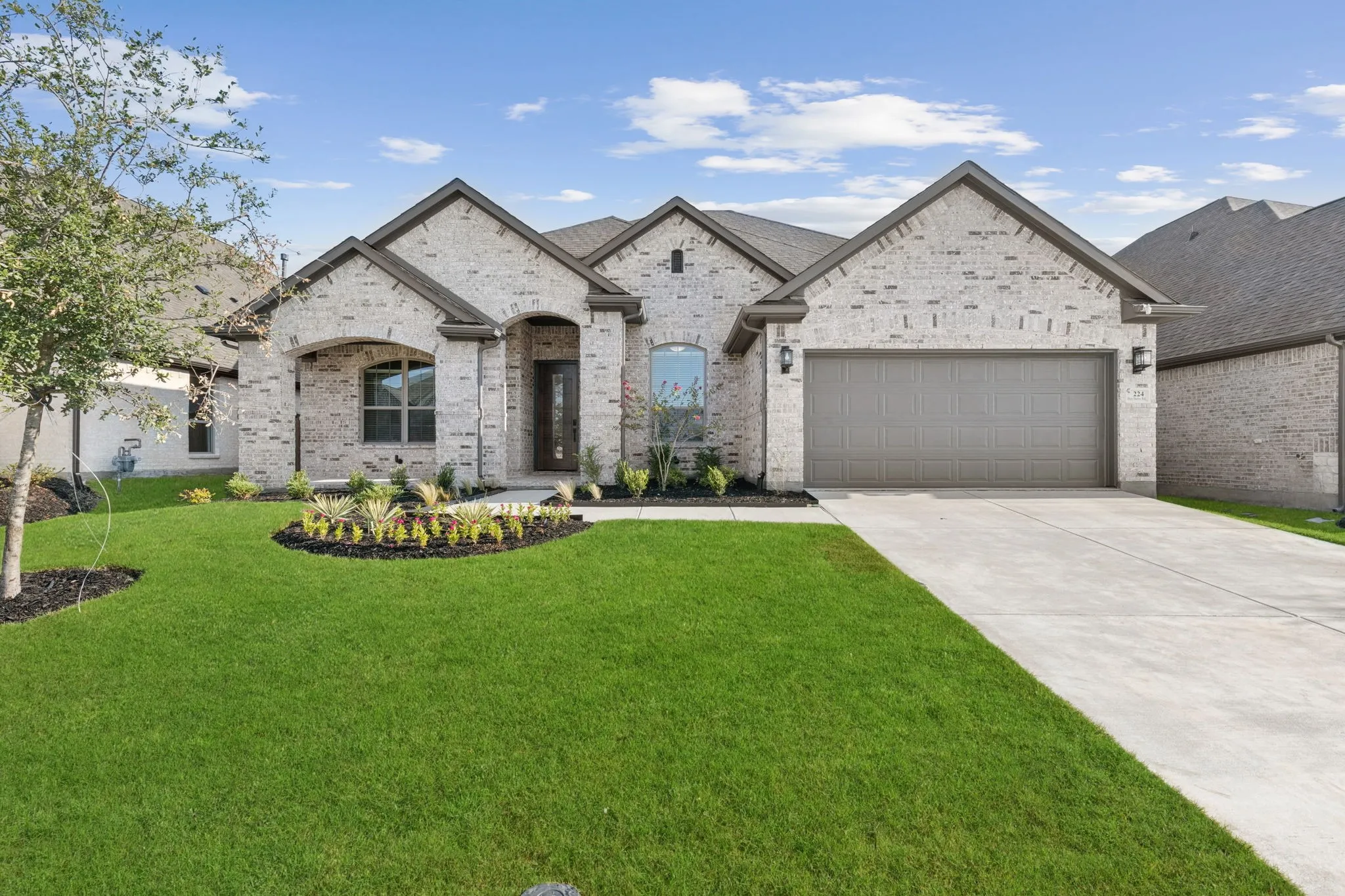 Single Family Residence For Sale in Collin County , 224 Bee Balm Road, Mc Kinney, Texas 75071, 5 Bedroom, 4 Bathroom, 2 Garage spaces, 3,470 Sqft, built in 2025, New Construction - Complete, mls#21003504, Real Estate Agent in Mc Kinney, Homes For Sale in Collin county, Homes For Sale in Mc Kinney, Realtor in Mc Kinney Texas, Real Estate Brokerage Independent Realty Texas, Luminita Cordes Realtor