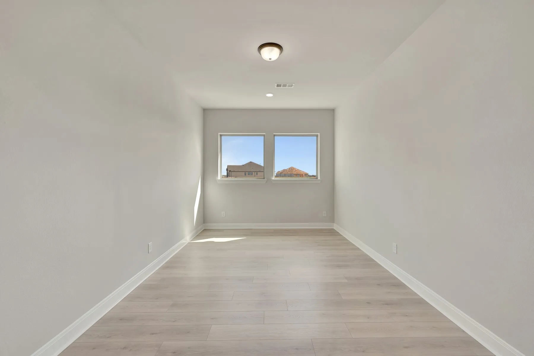 Single Family Residence For Sale in Ellis County , 741 Shinnery Oak Way, Waxahachie, Texas 75165, 3 Bedroom, 3 Bathroom, 3 Garage spaces, 2,864 Sqft, built in 2025, New Construction - Incomplete, mls#21004237, Real Estate Agent in Waxahachie, Homes For Sale in Ellis county, Homes For Sale in Waxahachie, Realtor in Waxahachie Texas, Real Estate Brokerage Independent Realty Texas, Luminita Cordes Realtor