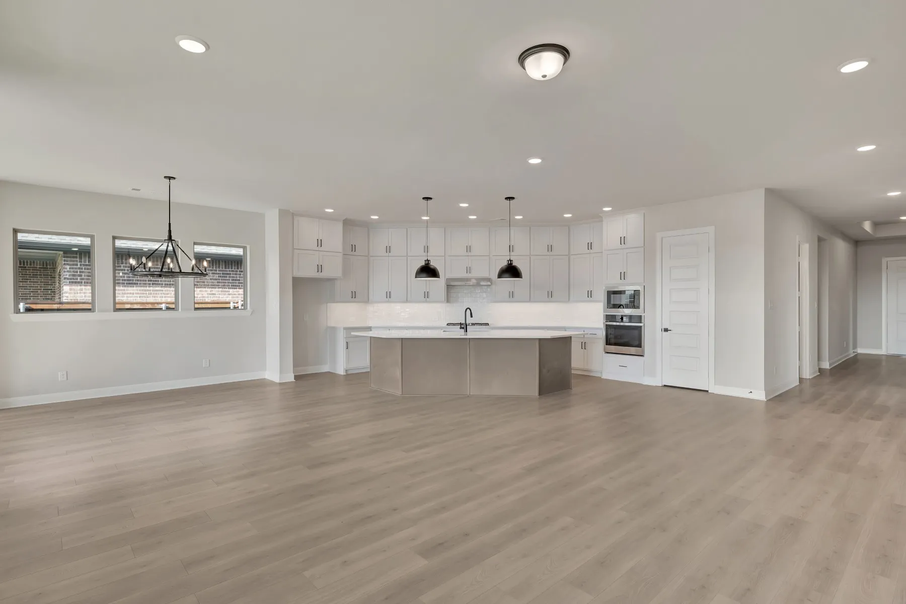 Single Family Residence For Sale in Ellis County , 741 Shinnery Oak Way, Waxahachie, Texas 75165, 3 Bedroom, 3 Bathroom, 3 Garage spaces, 2,864 Sqft, built in 2025, New Construction - Incomplete, mls#21004237, Real Estate Agent in Waxahachie, Homes For Sale in Ellis county, Homes For Sale in Waxahachie, Realtor in Waxahachie Texas, Real Estate Brokerage Independent Realty Texas, Luminita Cordes Realtor