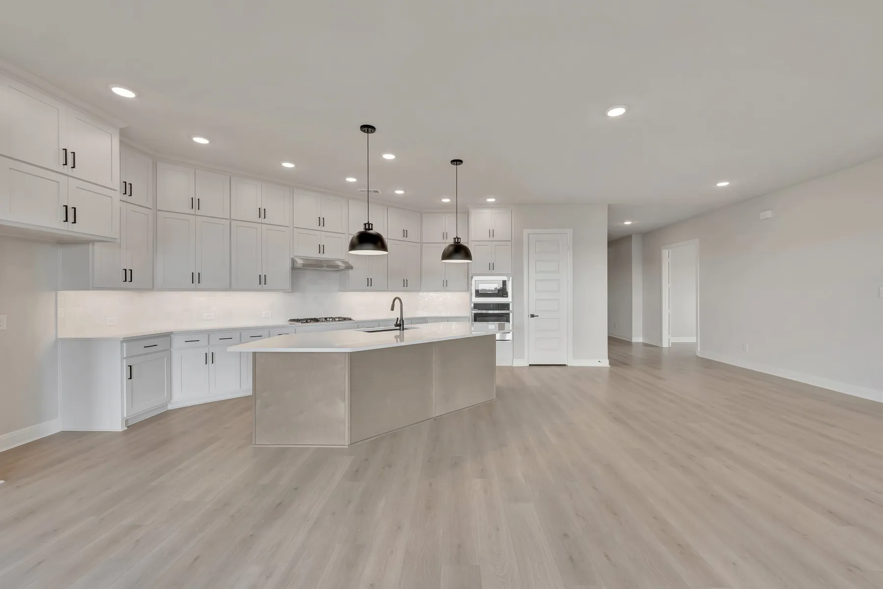 Single Family Residence For Sale in Ellis County , 741 Shinnery Oak Way, Waxahachie, Texas 75165, 3 Bedroom, 3 Bathroom, 3 Garage spaces, 2,864 Sqft, built in 2025, New Construction - Incomplete, mls#21004237, Real Estate Agent in Waxahachie, Homes For Sale in Ellis county, Homes For Sale in Waxahachie, Realtor in Waxahachie Texas, Real Estate Brokerage Independent Realty Texas, Luminita Cordes Realtor