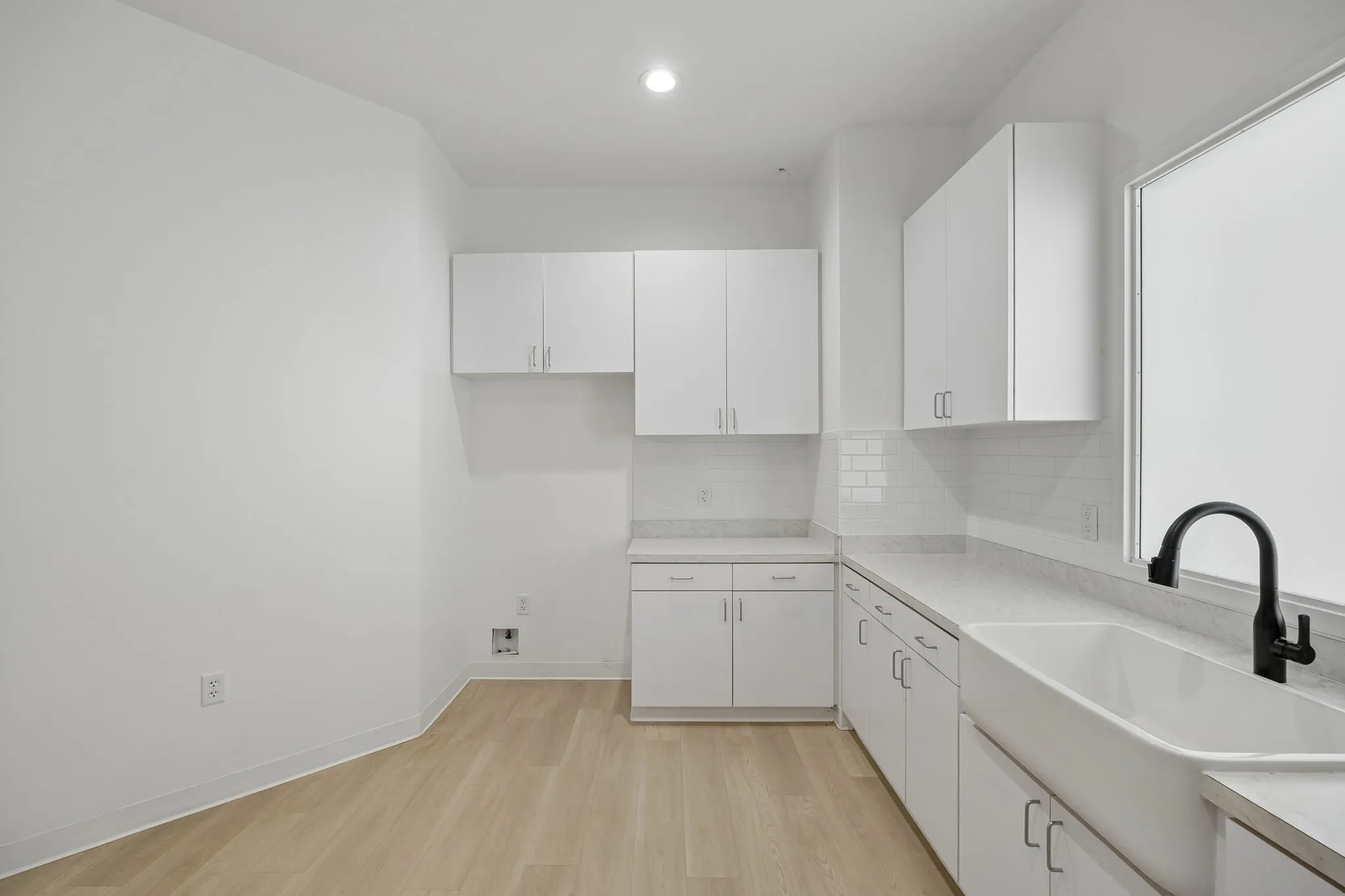 Retail For Rent in Denton County , 400 S Oak 160, Roanoke, Texas 76262, 0, 0, Garage spaces, 0 Sqft, built in 2019, Preowned, Price $31, mls#20994328, Real Estate Agent in Roanoke, Homes For Rent in Denton county, Homes For Rent in Roanoke, Realtor in Roanoke Texas, Real Estate Brokerage Independent Realty Texas, Luminita Cordes Realtor