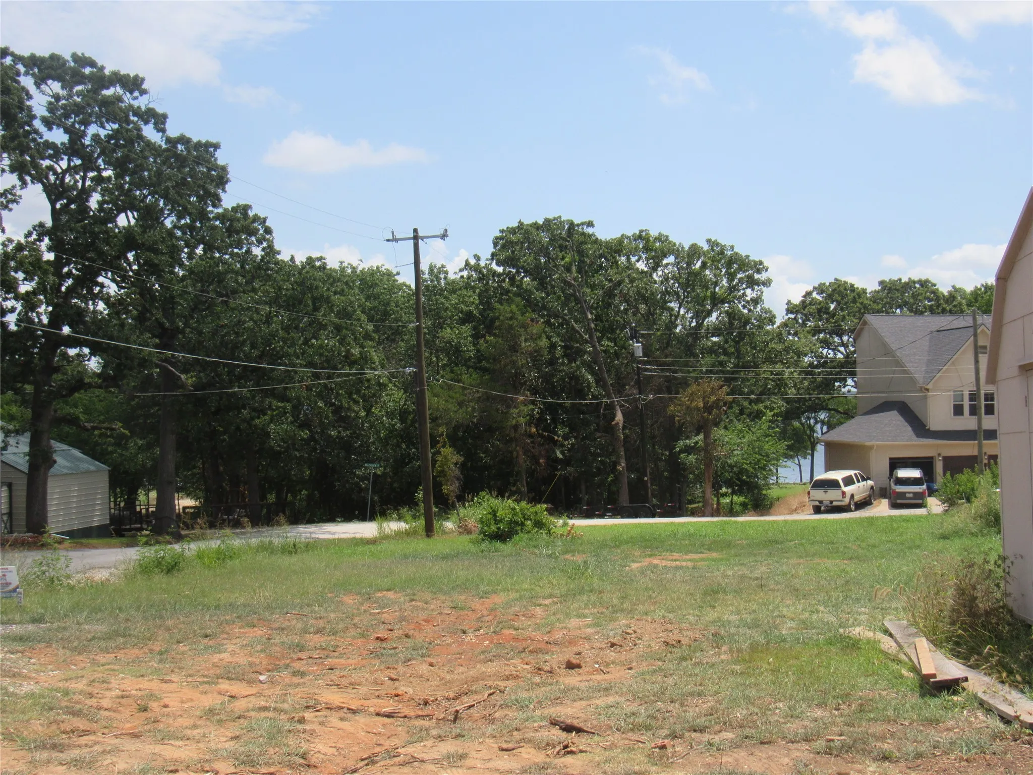 Unimproved Land For Sale in Grayson County , TBD BEACHVIEW Circle, Pottsboro, Texas 75076, 0, 0, Garage spaces, 0 Sqft, built in 0, Price $199,000, mls#21000356, Real Estate Agent in Pottsboro, Homes For Sale in Grayson county, Homes For Sale in Pottsboro, Realtor in Pottsboro Texas, Real Estate Brokerage Independent Realty Texas, Luminita Cordes Realtor