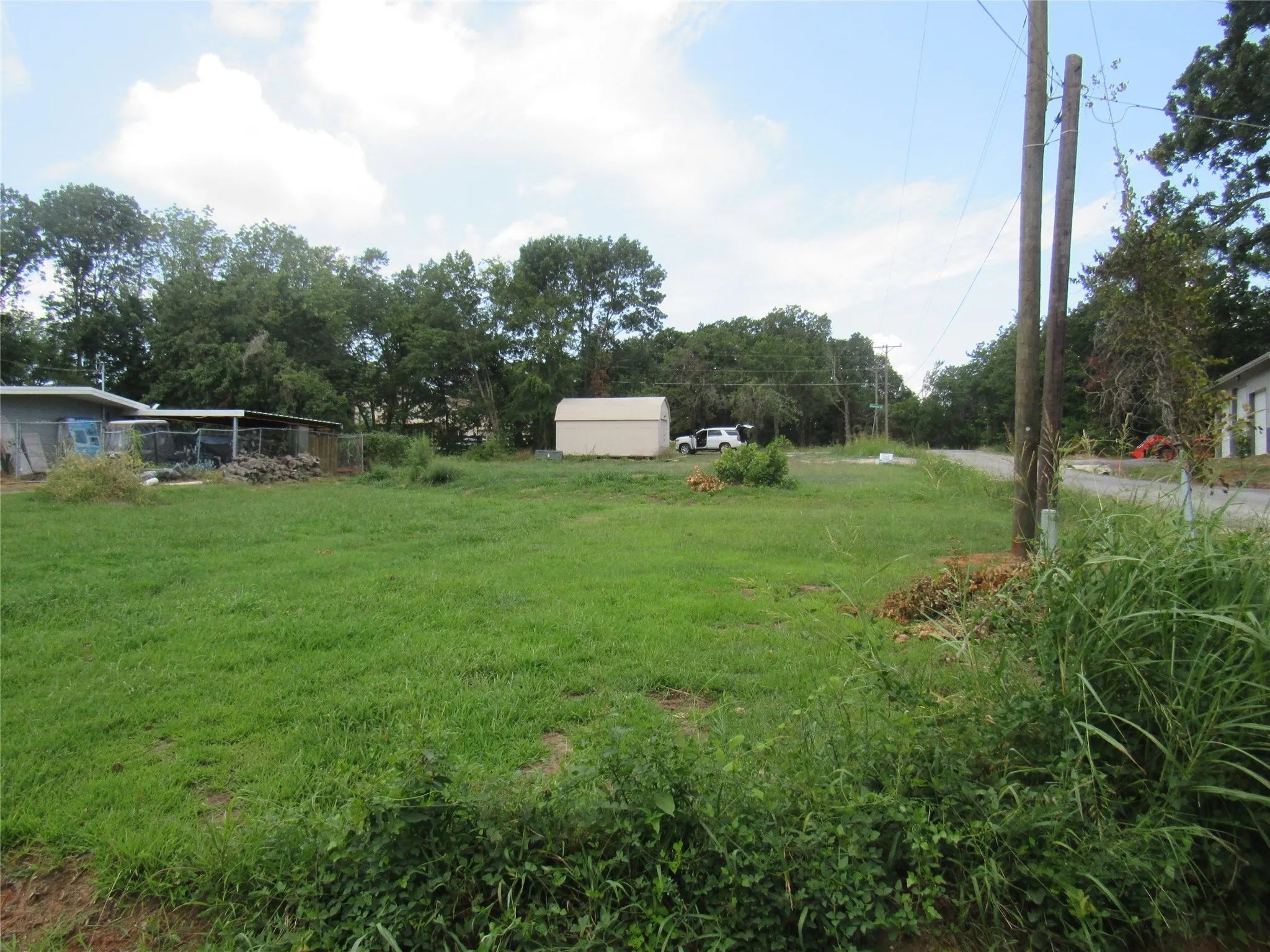 Unimproved Land For Sale in Grayson County , TBD BEACHVIEW Circle, Pottsboro, Texas 75076, 0, 0, Garage spaces, 0 Sqft, built in 0, Price $199,000, mls#21000356, Real Estate Agent in Pottsboro, Homes For Sale in Grayson county, Homes For Sale in Pottsboro, Realtor in Pottsboro Texas, Real Estate Brokerage Independent Realty Texas, Luminita Cordes Realtor