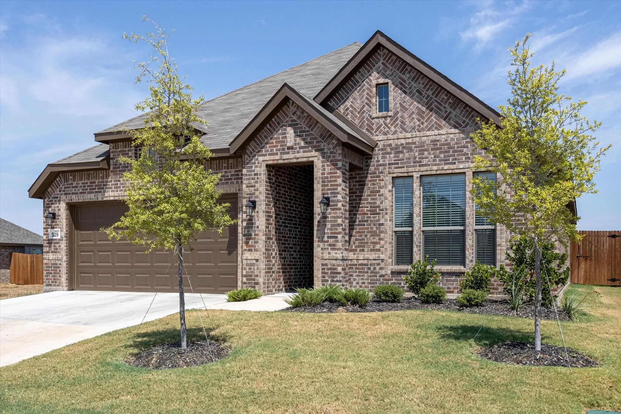 Single Family Residence For Sale in Johnson County , 529 Lela Circle, Keene, Texas 76059, 3 Bedrooms, 2 Bathrooms, 2 Garage spaces, 1,675 Sqft, built in 2022, Preowned, Price $309,500, mls#21004512, Real Estate Agent in Keene, Homes For Sale in Johnson county, Homes For Sale in Keene, Realtor in Keene Texas, Real Estate Brokerage Independent Realty Texas, Luminita Cordes Realtor