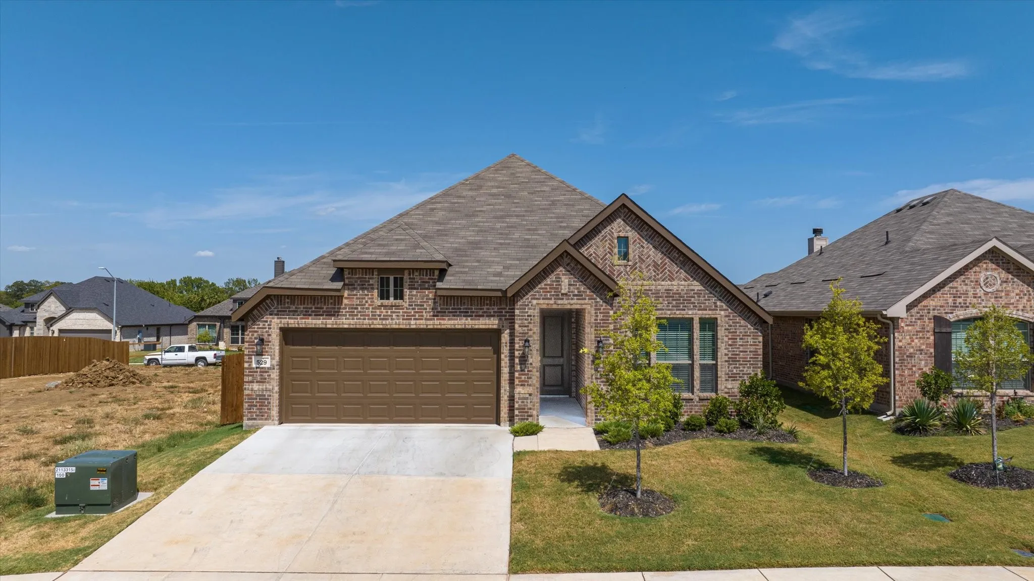 Single Family Residence For Sale in Johnson County , 529 Lela Circle, Keene, Texas 76059, 3 Bedrooms, 2 Bathrooms, 2 Garage spaces, 1,675 Sqft, built in 2022, Preowned, Price $309,500, mls#21004512, Real Estate Agent in Keene, Homes For Sale in Johnson county, Homes For Sale in Keene, Realtor in Keene Texas, Real Estate Brokerage Independent Realty Texas, Luminita Cordes Realtor