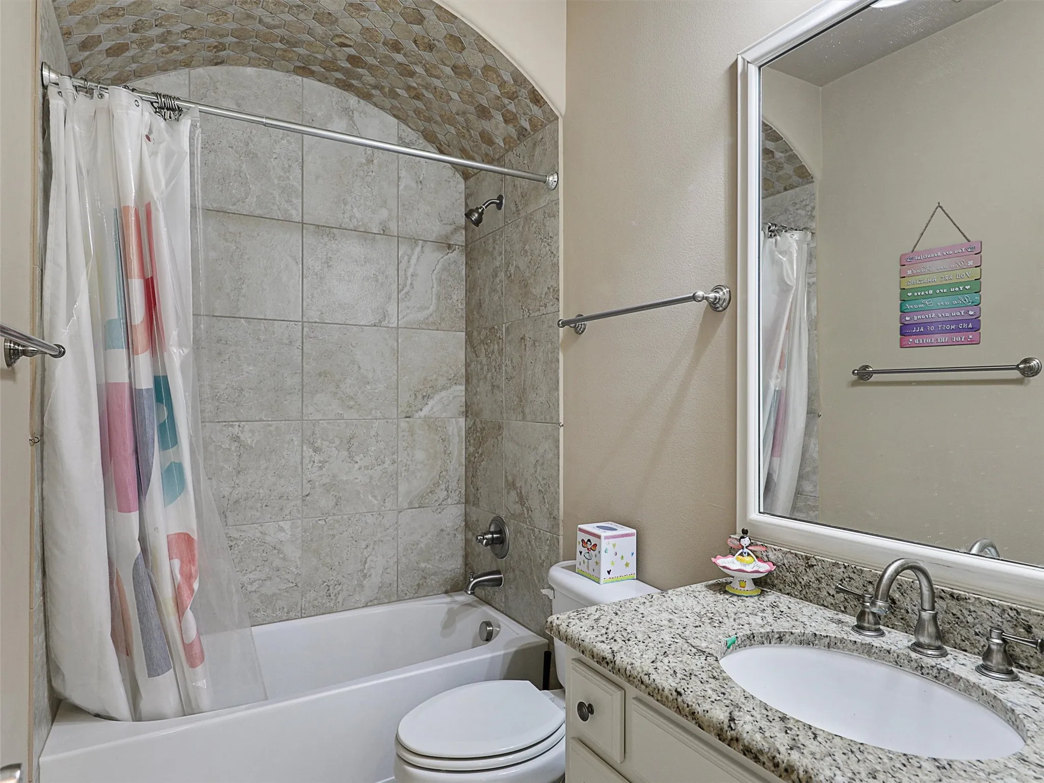 Single Family Residence For Sale in Collin County , 11216 Ashley Lane, Frisco, Texas 75035, 4 Bedroom, 5 Bathroom, 2 Garage spaces, 3,404 Sqft, built in 2011, mls#21005483, Real Estate Agent in Frisco, Homes For Sale in Collin county, Homes For Sale in Frisco, Realtor in Frisco Texas, Real Estate Brokerage Independent Realty Texas, Luminita Cordes Realtor