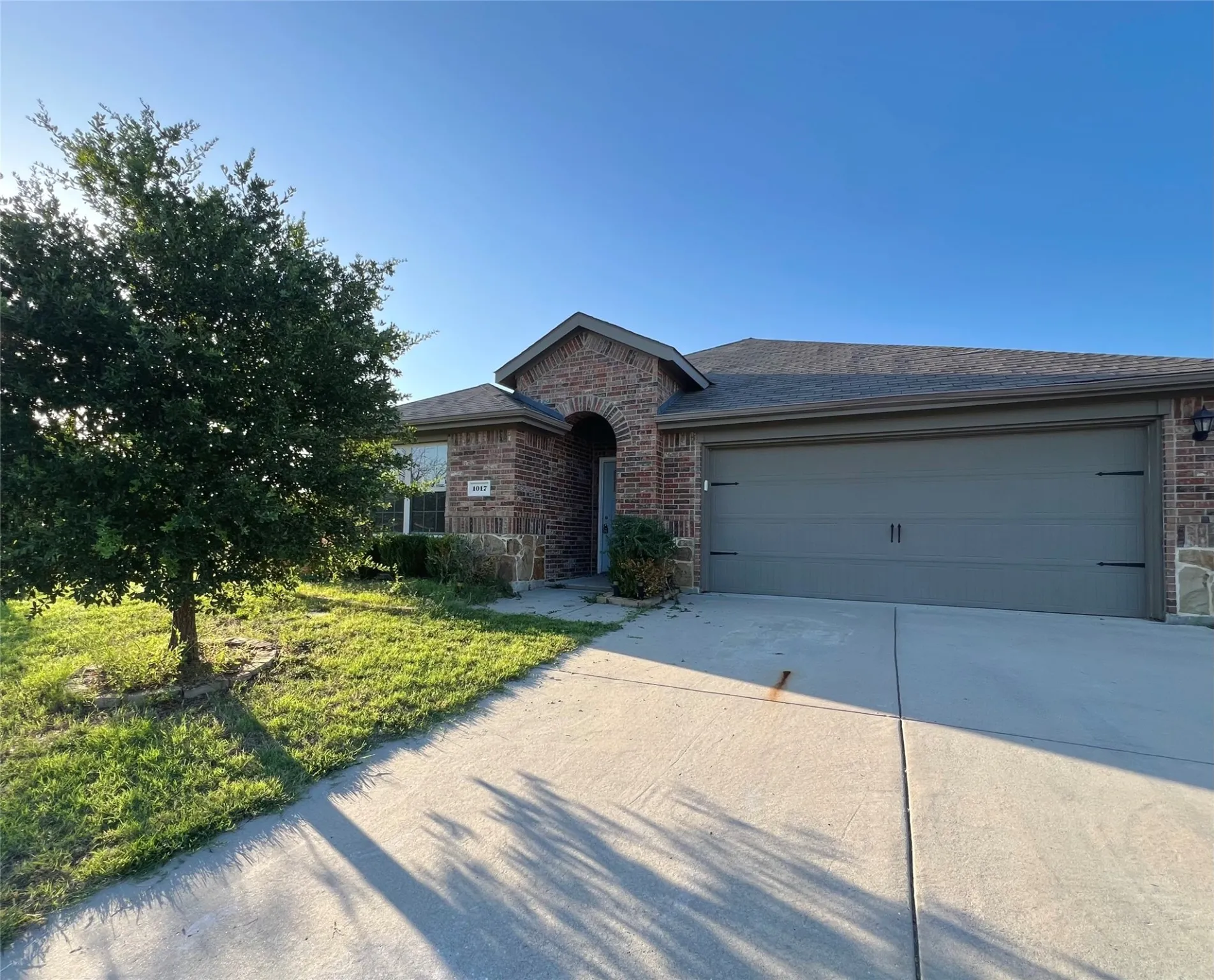 Single Family Residence For Sale in Rockwall County , 1017 Decker Drive, Fate, Texas 75189, 4 Bedrooms, 3 Bathrooms, 2 Garage spaces, 2,086 Sqft, built in 2018, Price $276,000, mls#21006211, Real Estate Agent in Fate, Homes For Sale in Rockwall county, Homes For Sale in Fate, Realtor in Fate Texas, Real Estate Brokerage Independent Realty Texas, Luminita Cordes Realtor