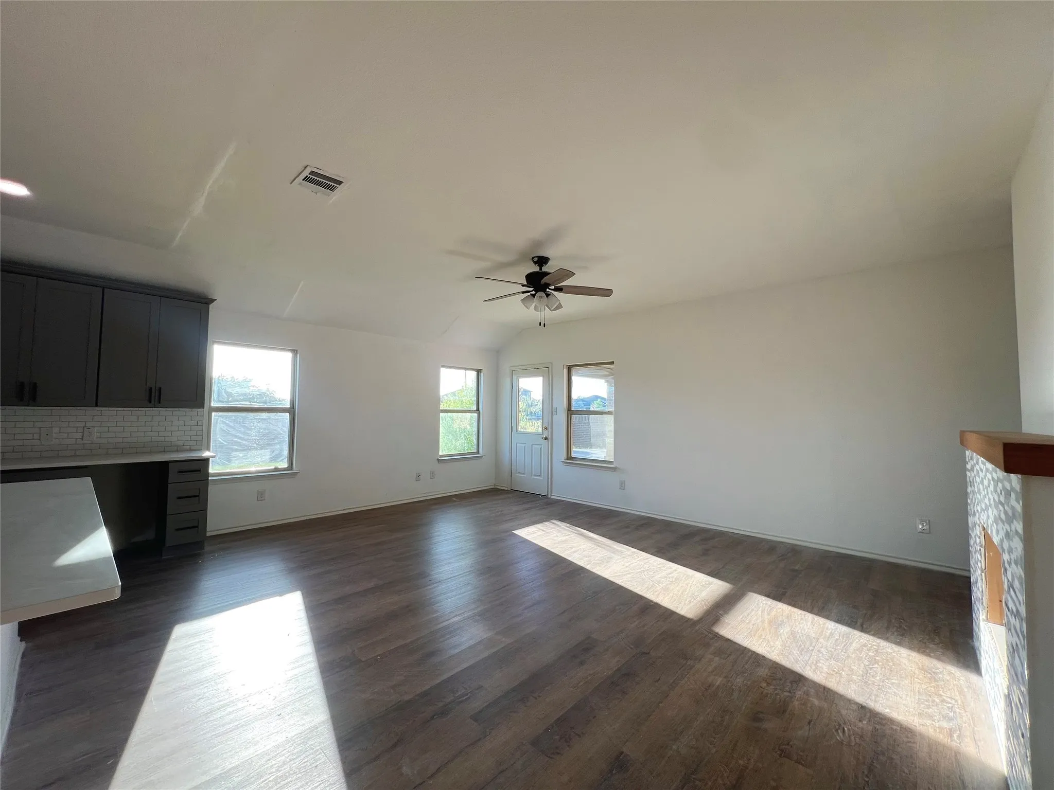 Single Family Residence For Sale in Rockwall County , 1017 Decker Drive, Fate, Texas 75189, 4 Bedrooms, 3 Bathrooms, 2 Garage spaces, 2,086 Sqft, built in 2018, Price $276,000, mls#21006211, Real Estate Agent in Fate, Homes For Sale in Rockwall county, Homes For Sale in Fate, Realtor in Fate Texas, Real Estate Brokerage Independent Realty Texas, Luminita Cordes Realtor