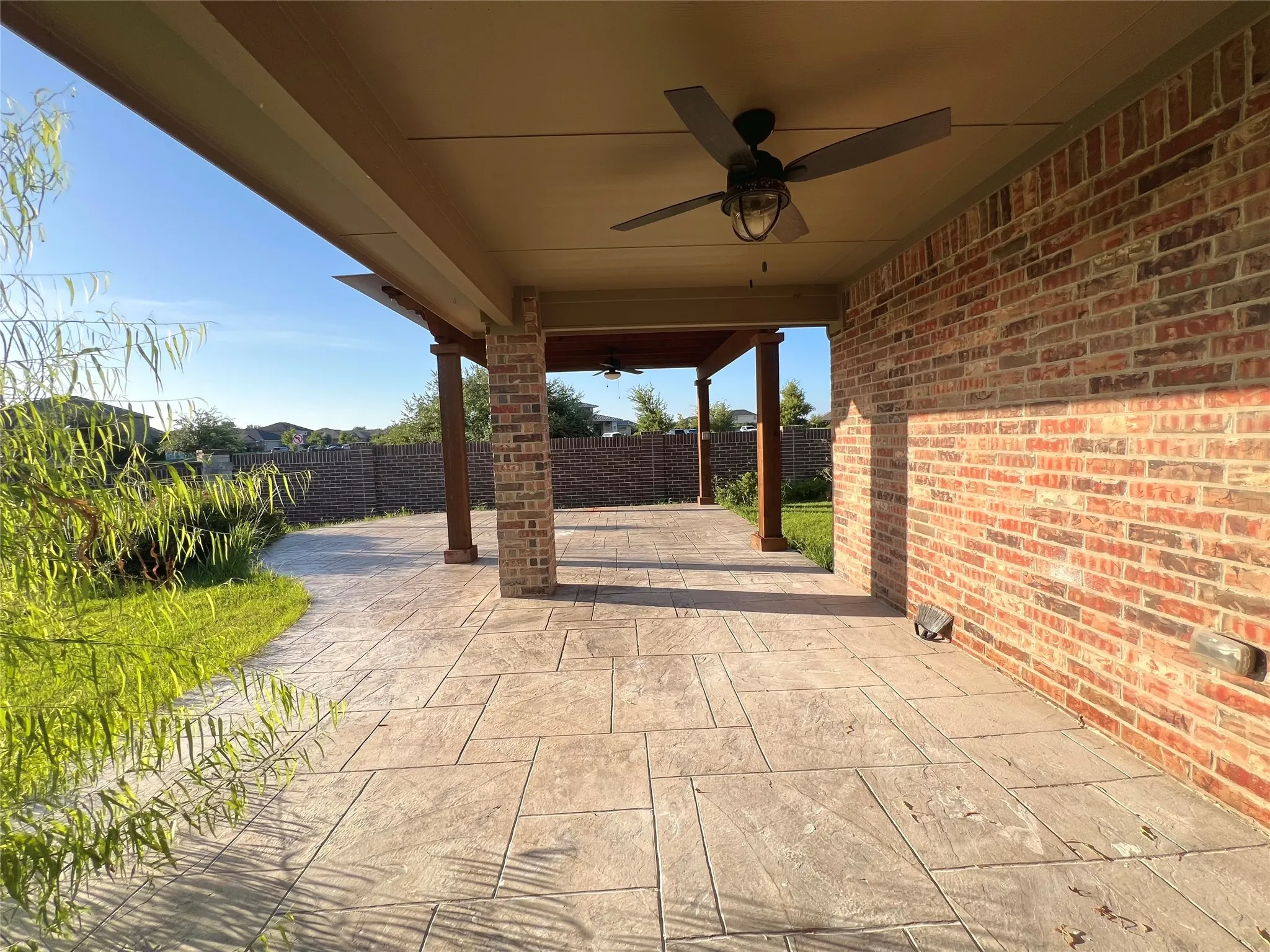 Single Family Residence For Sale in Rockwall County , 1017 Decker Drive, Fate, Texas 75189, 4 Bedrooms, 3 Bathrooms, 2 Garage spaces, 2,086 Sqft, built in 2018, Price $276,000, mls#21006211, Real Estate Agent in Fate, Homes For Sale in Rockwall county, Homes For Sale in Fate, Realtor in Fate Texas, Real Estate Brokerage Independent Realty Texas, Luminita Cordes Realtor