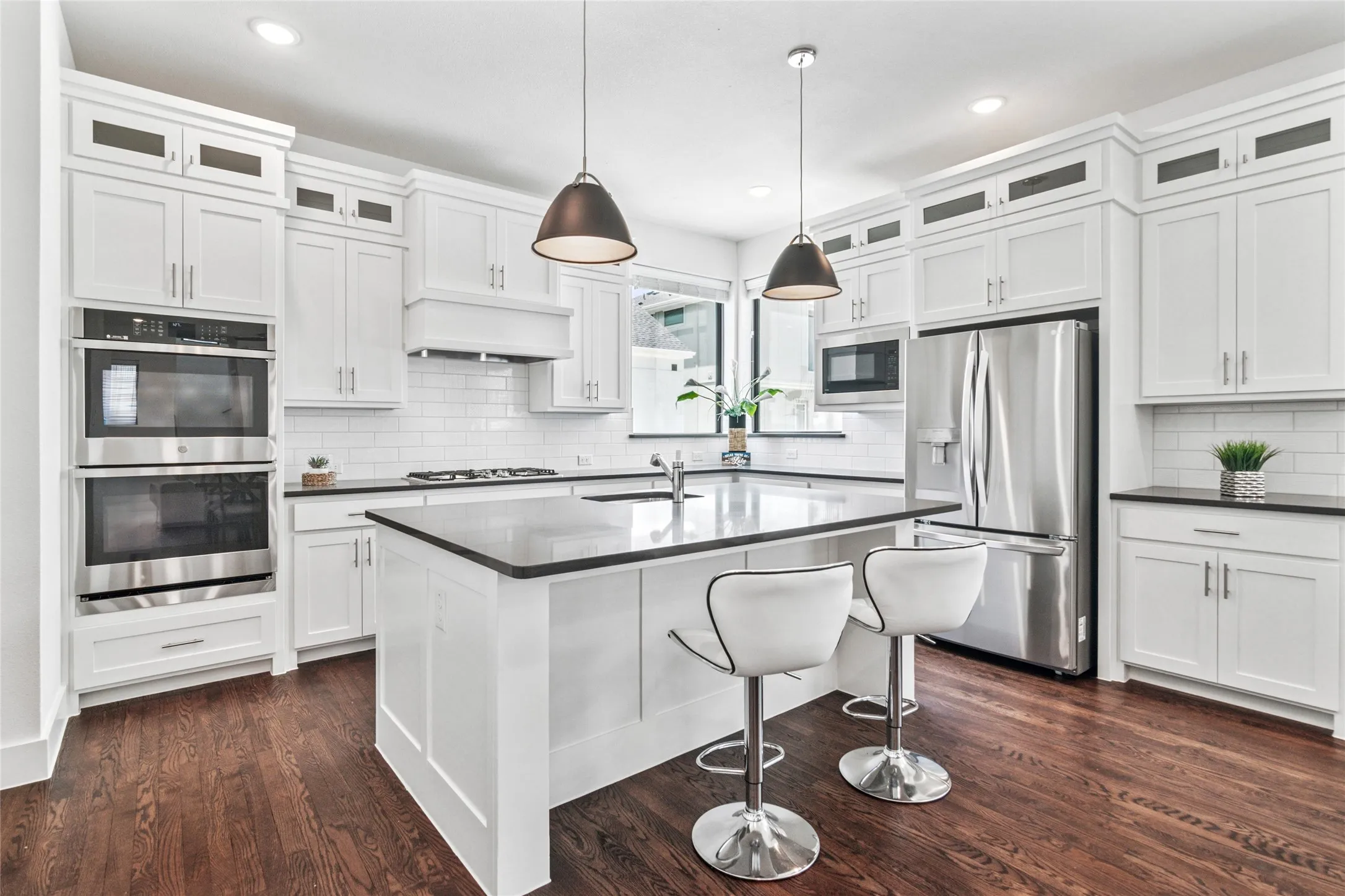 Single Family Residence For Sale in Dallas County , 510 Winners Circle, Rowlett, Texas 75088, 3 Bedroom, 4 Bathroom, 2 Garage spaces, 2,416 Sqft, built in 2023, mls#21005776, Real Estate Agent in Rowlett, Homes For Sale in Dallas county, Homes For Sale in Rowlett, Realtor in Rowlett Texas, Real Estate Brokerage Independent Realty Texas, Luminita Cordes Realtor