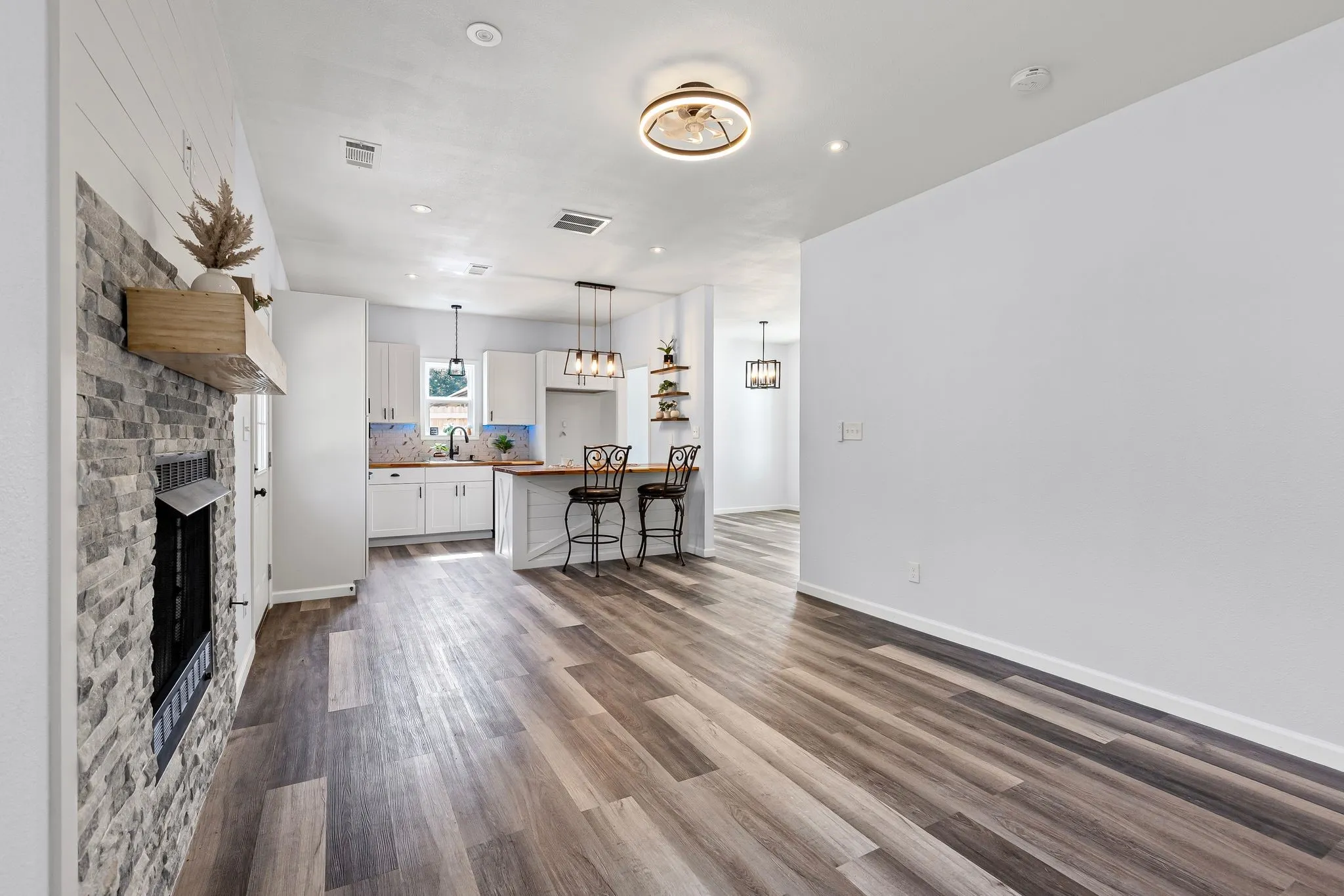 Single Family Residence For Sale in Delta County , 749 E Marshall Avenue, Cooper, Texas 75432, 3 Bedroom, 3 Bathroom, 2 Garage spaces, 1,650 Sqft, built in 2024, New Construction - Complete, mls#21006751, Real Estate Agent in Cooper, Homes For Sale in Delta county, Homes For Sale in Cooper, Realtor in Cooper Texas, Real Estate Brokerage Independent Realty Texas, Luminita Cordes Realtor
